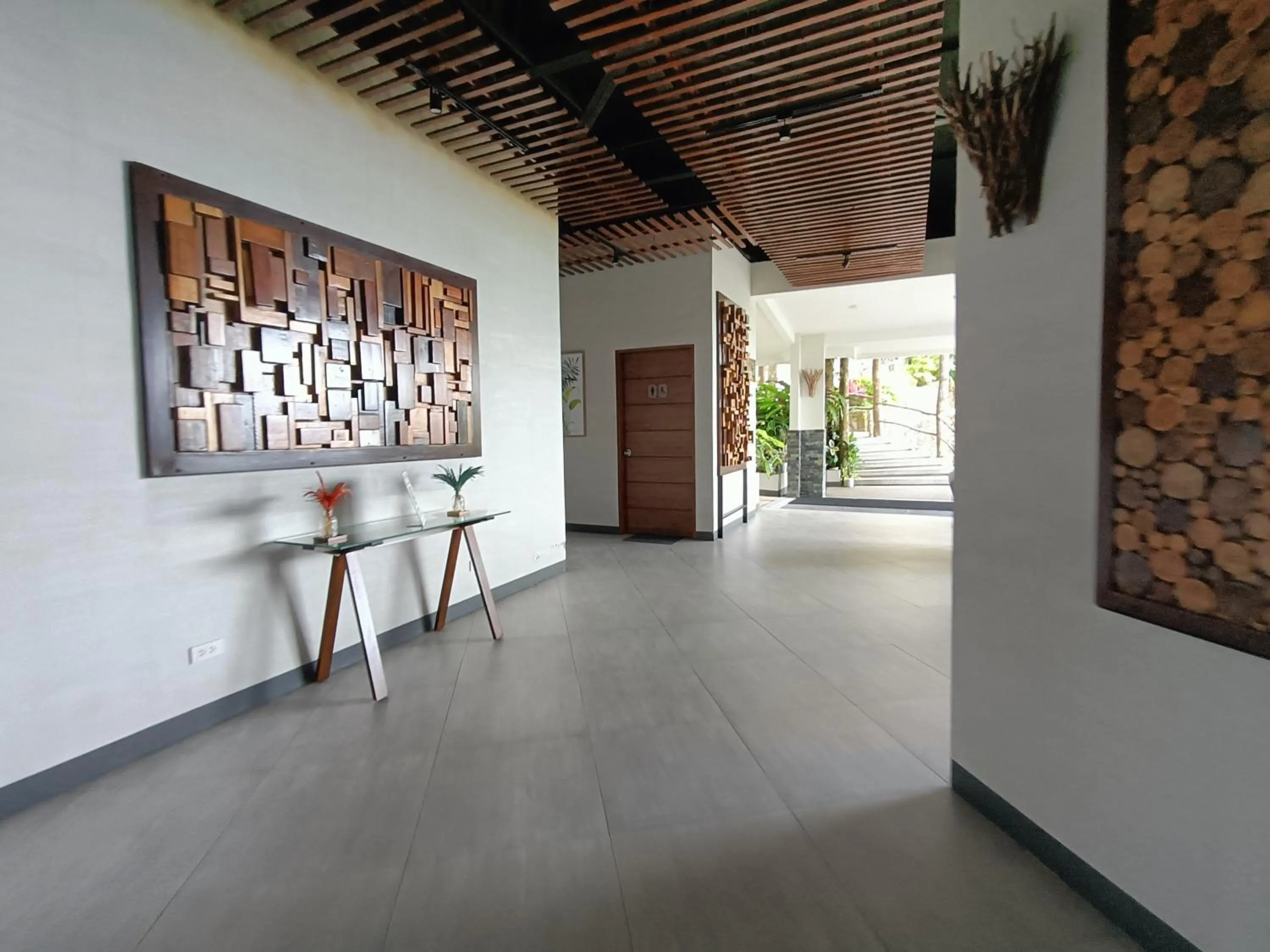 Patio in Mist Mountain Resort powered by Cocotel