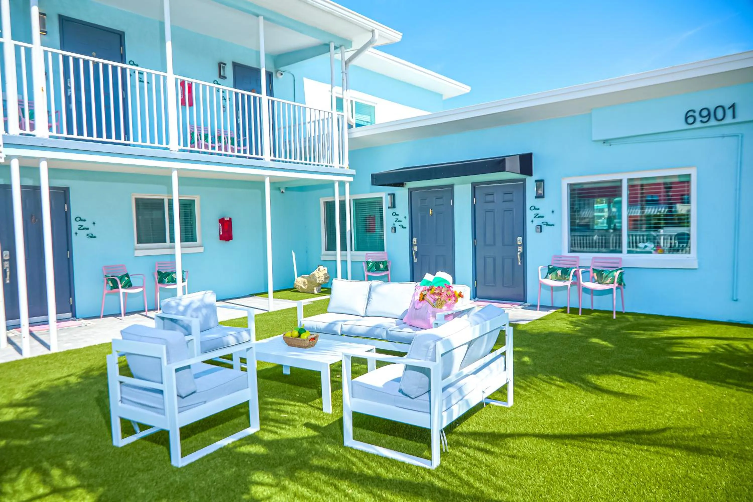 The Pearl Cabana Club