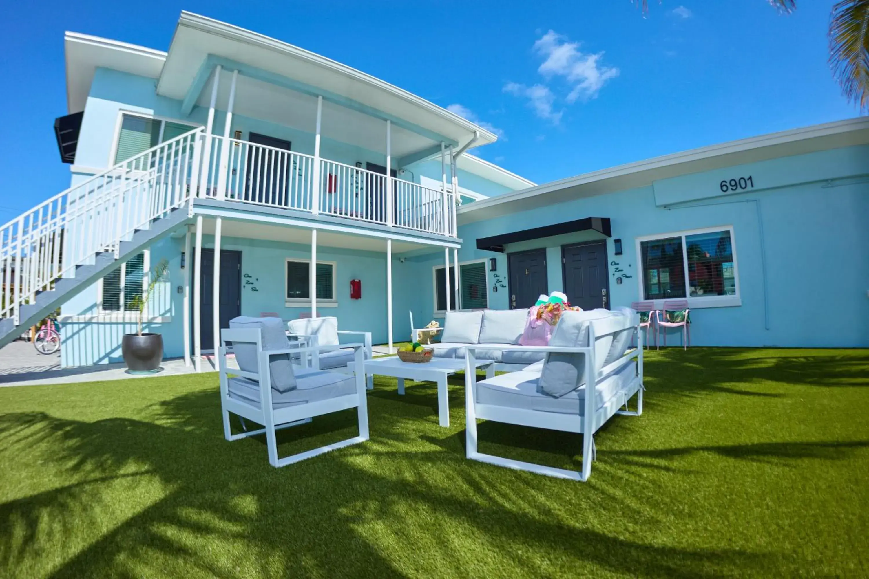The Pearl Cabana Club The Pearl Cabana Club