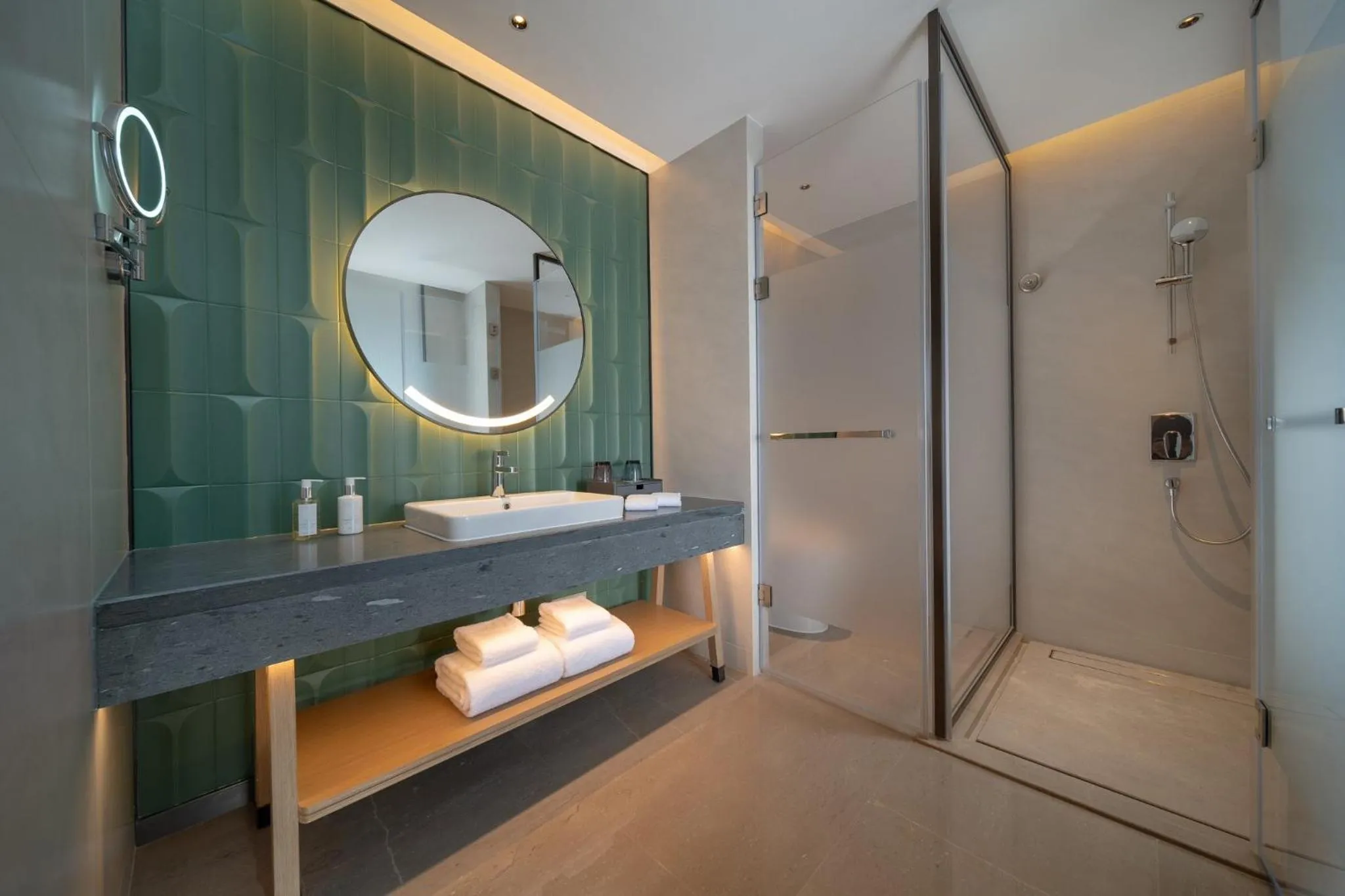 Photo of the whole room in Holiday Inn Chengdu East by IHG