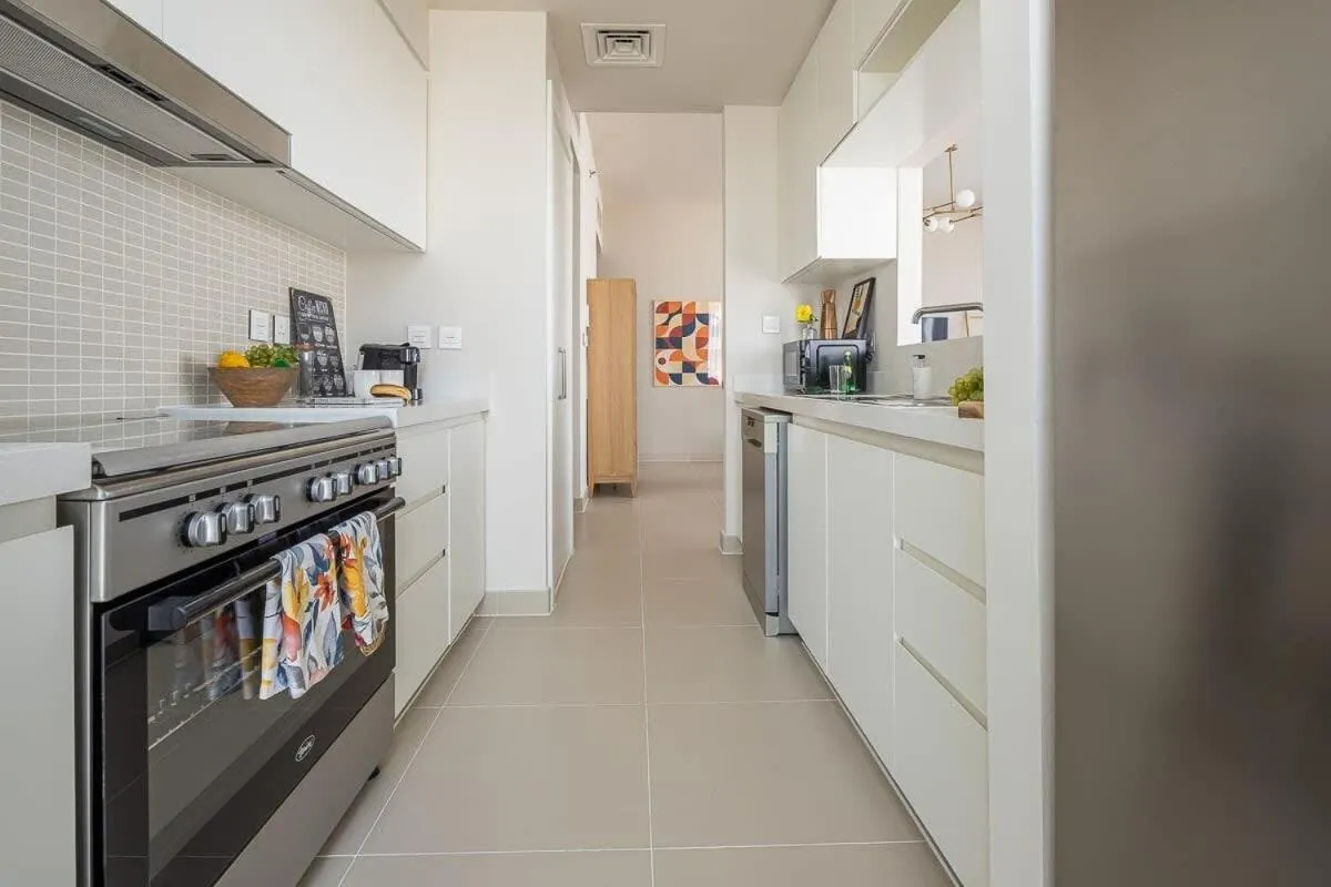 Frank Porter - Harbour Gate