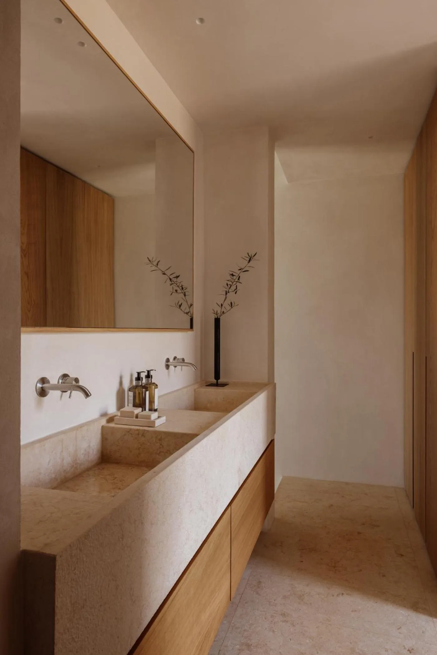 Bathroom in Gundari