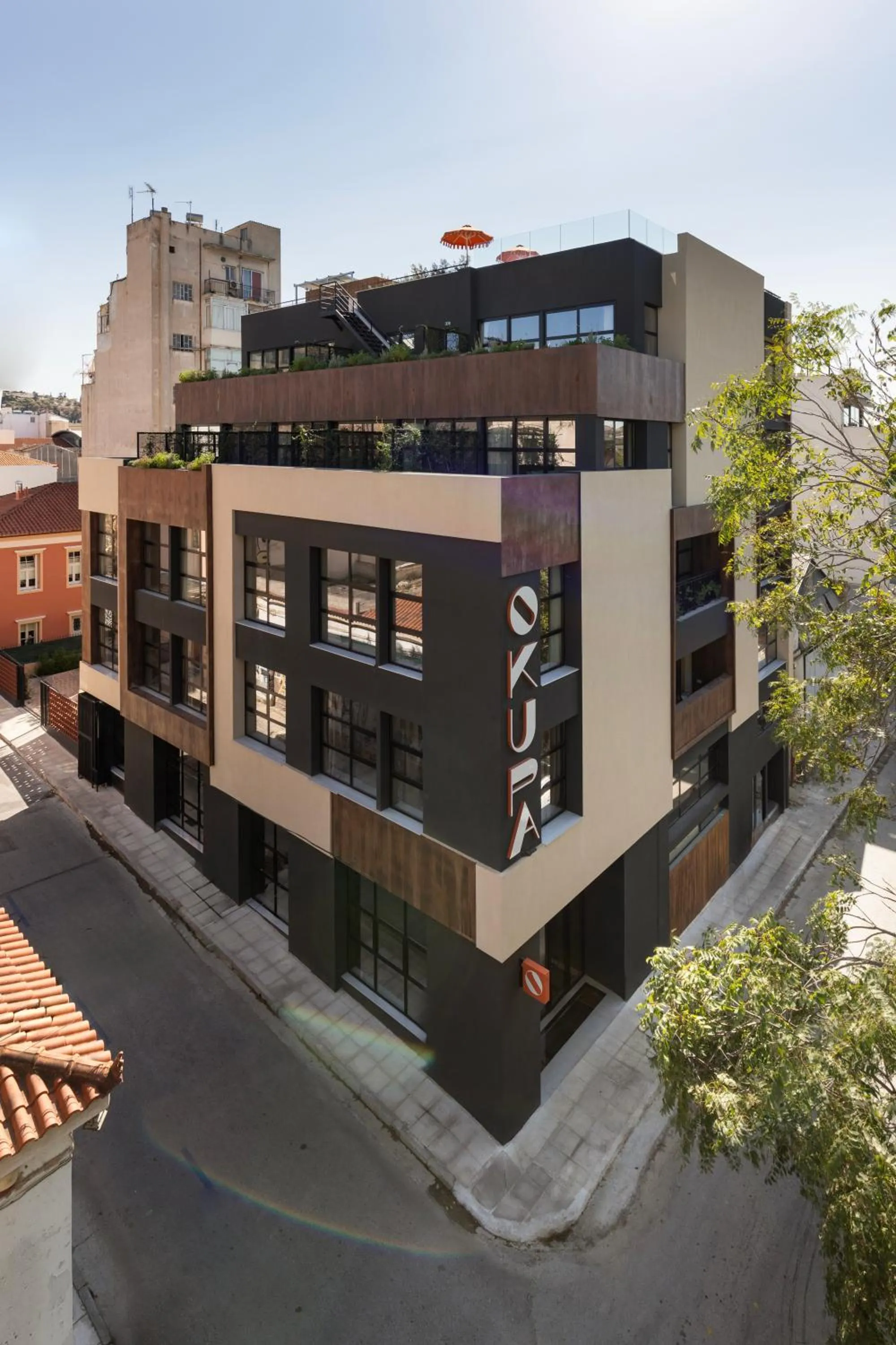 Property building in Okupa