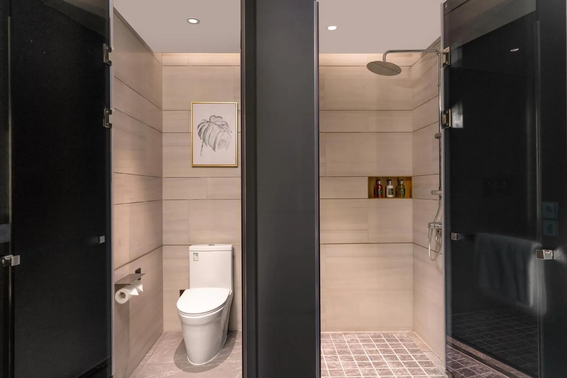 Shower in Echarm Plus Hotel - Foshan Smart New City Zhangcha Metro Station Branch