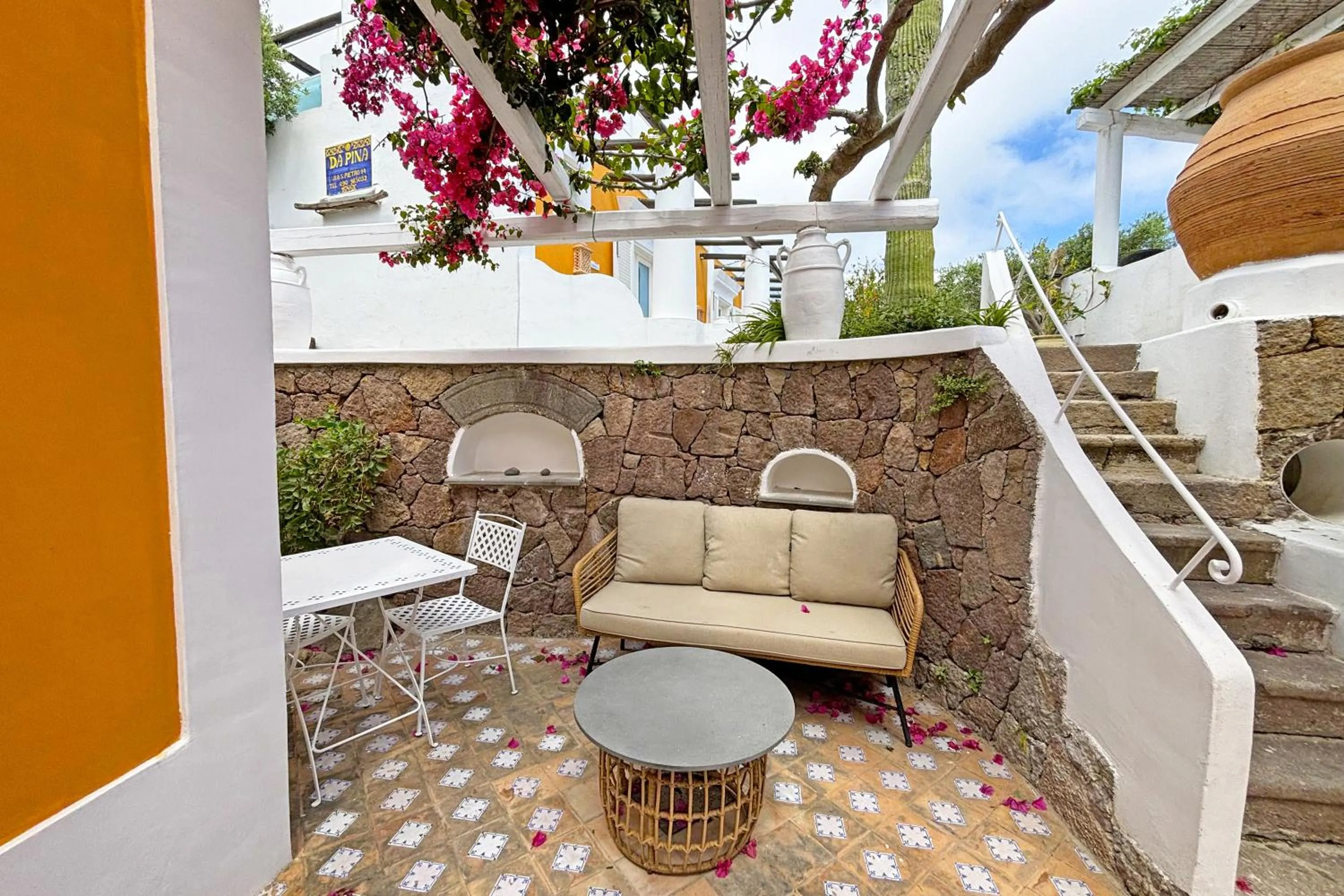Patio in Casa Perla