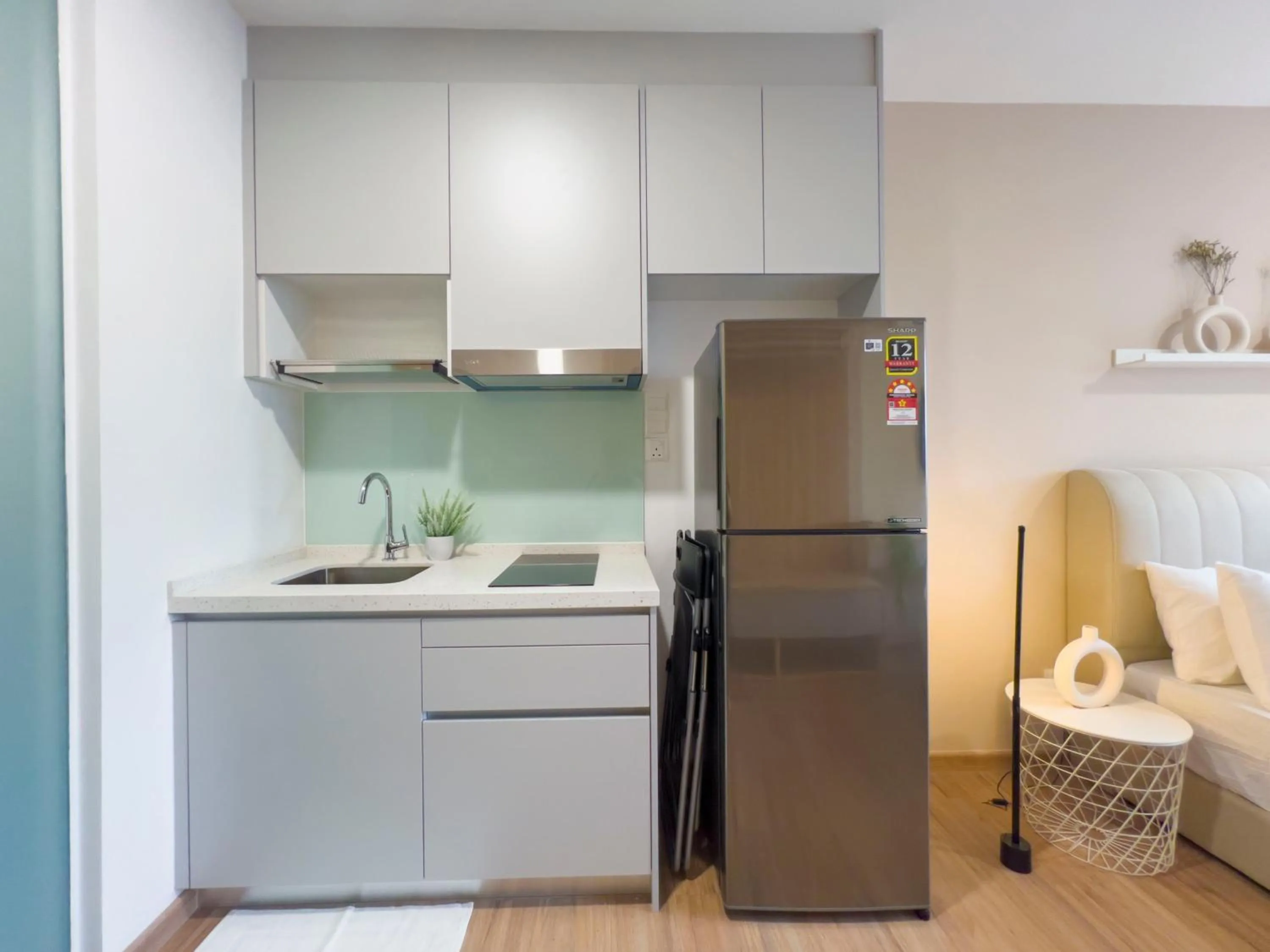 Riveria City KL Sentral by Sky Pool Minshuku