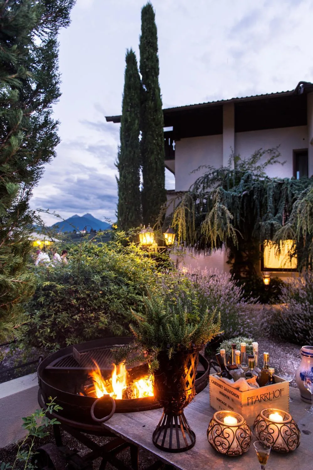 Night in Hotel Chalet Gravenstein