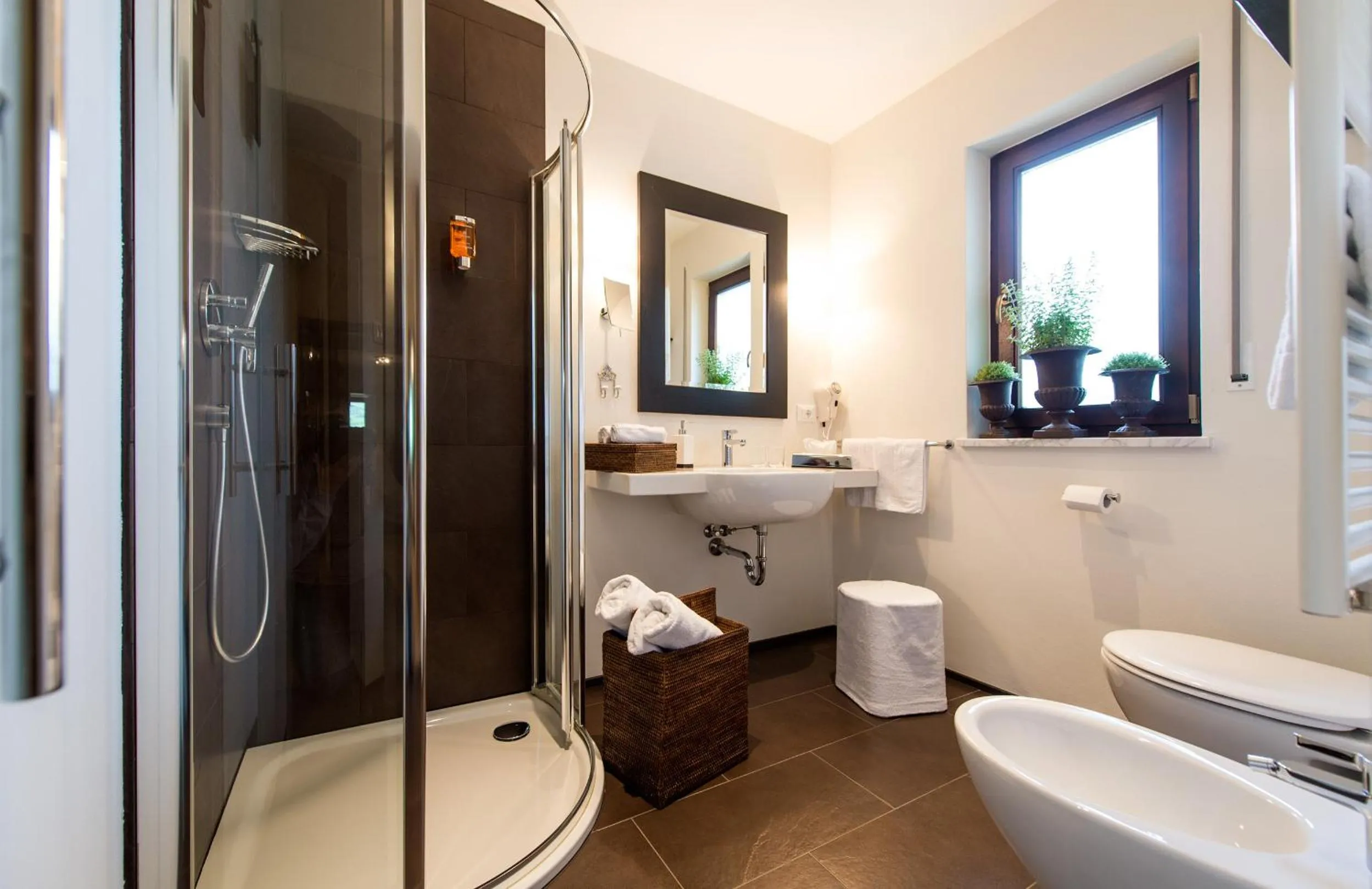 Shower in Hotel Chalet Gravenstein