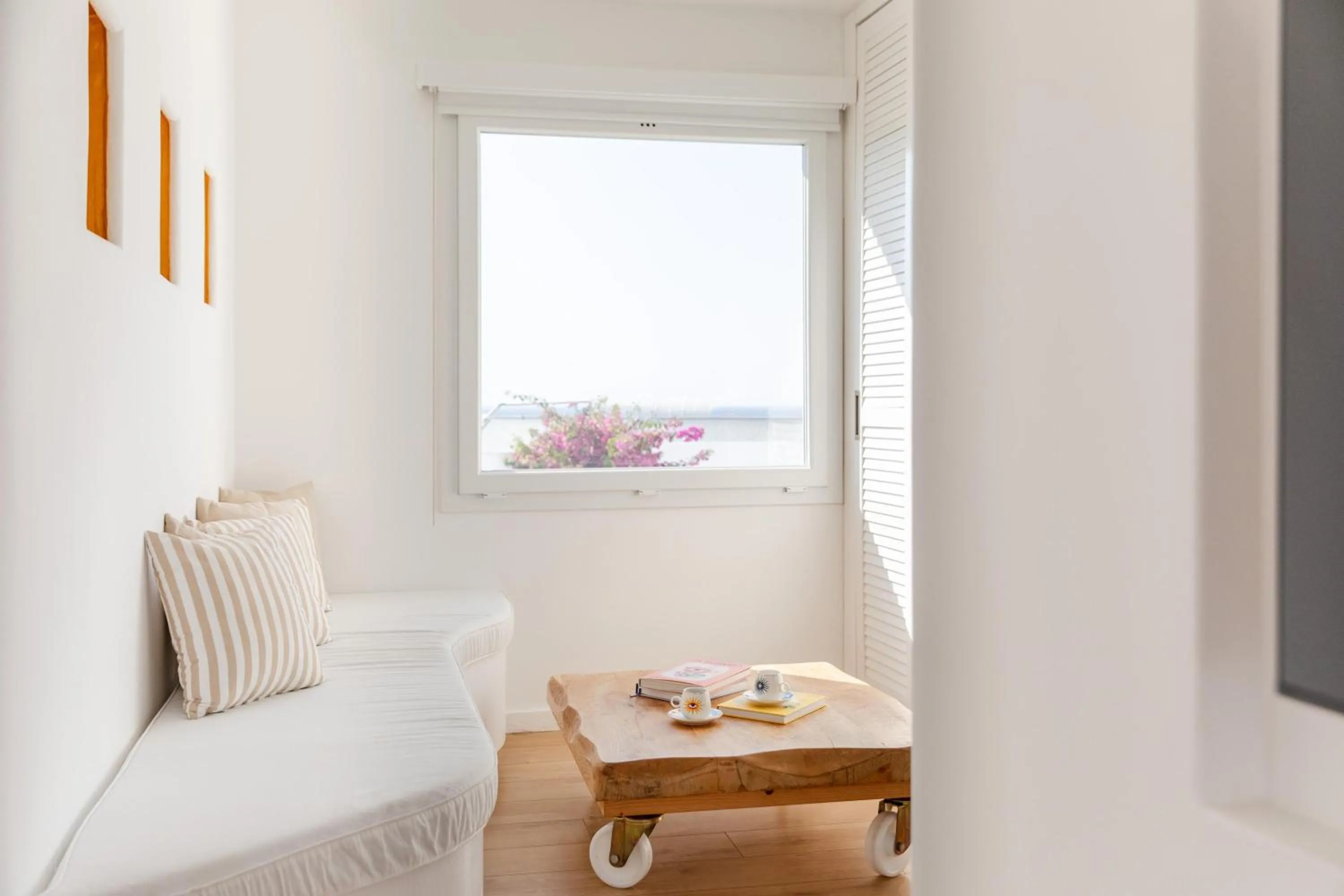 Photo of the whole room in YAZ Yalıkavak