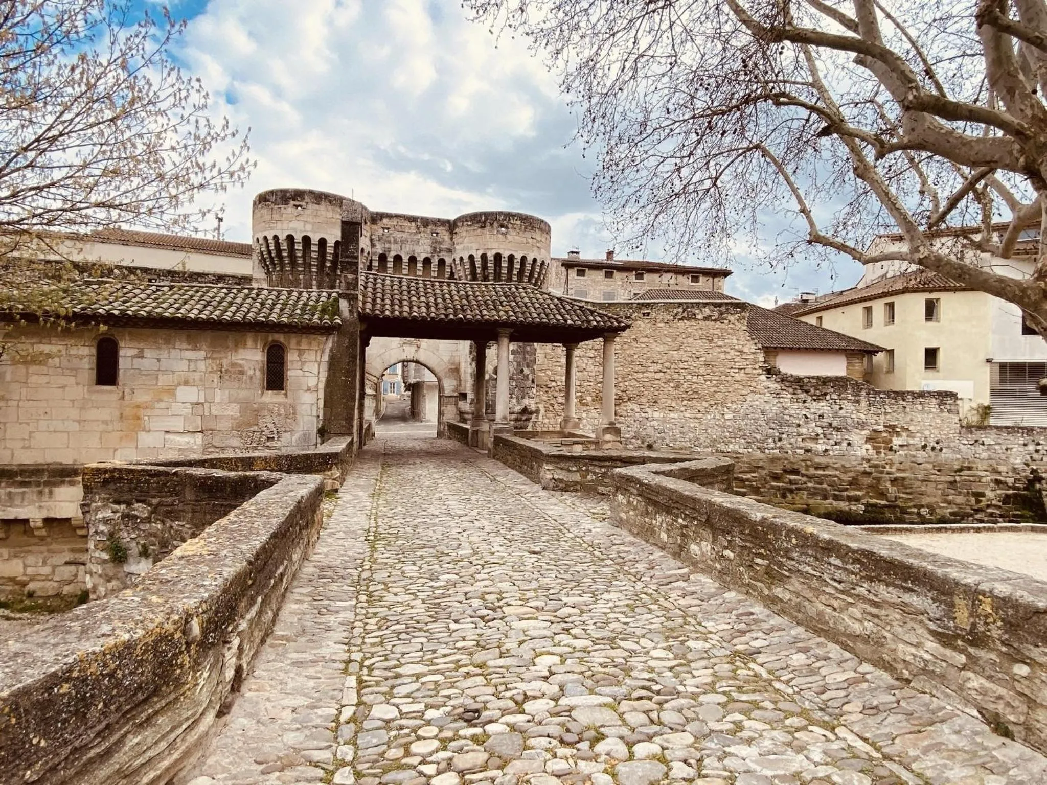 Neighbourhood in B&B Temps Suspendu Provence