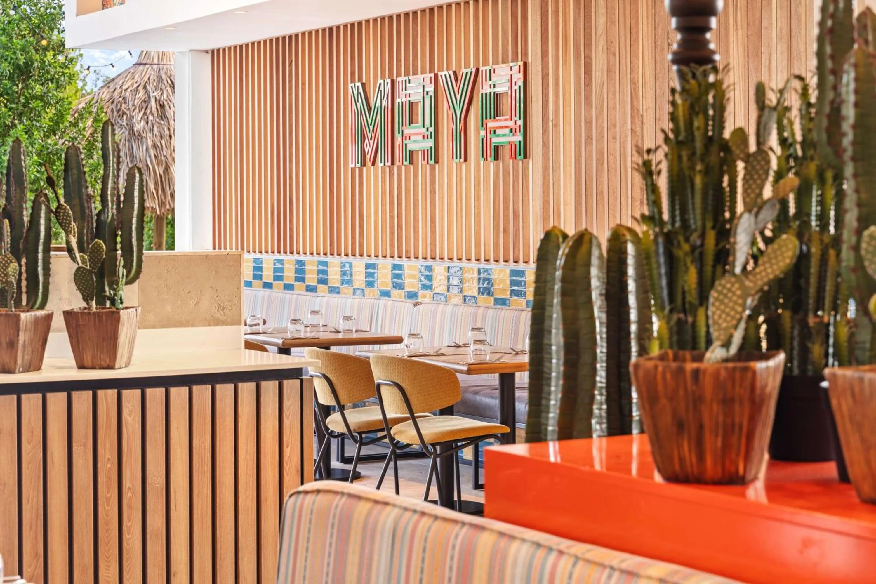 Restaurant/places to eat in The Rif At Mangrove Beach Corendon Curacao All-Inclusive, Curio by Hilton