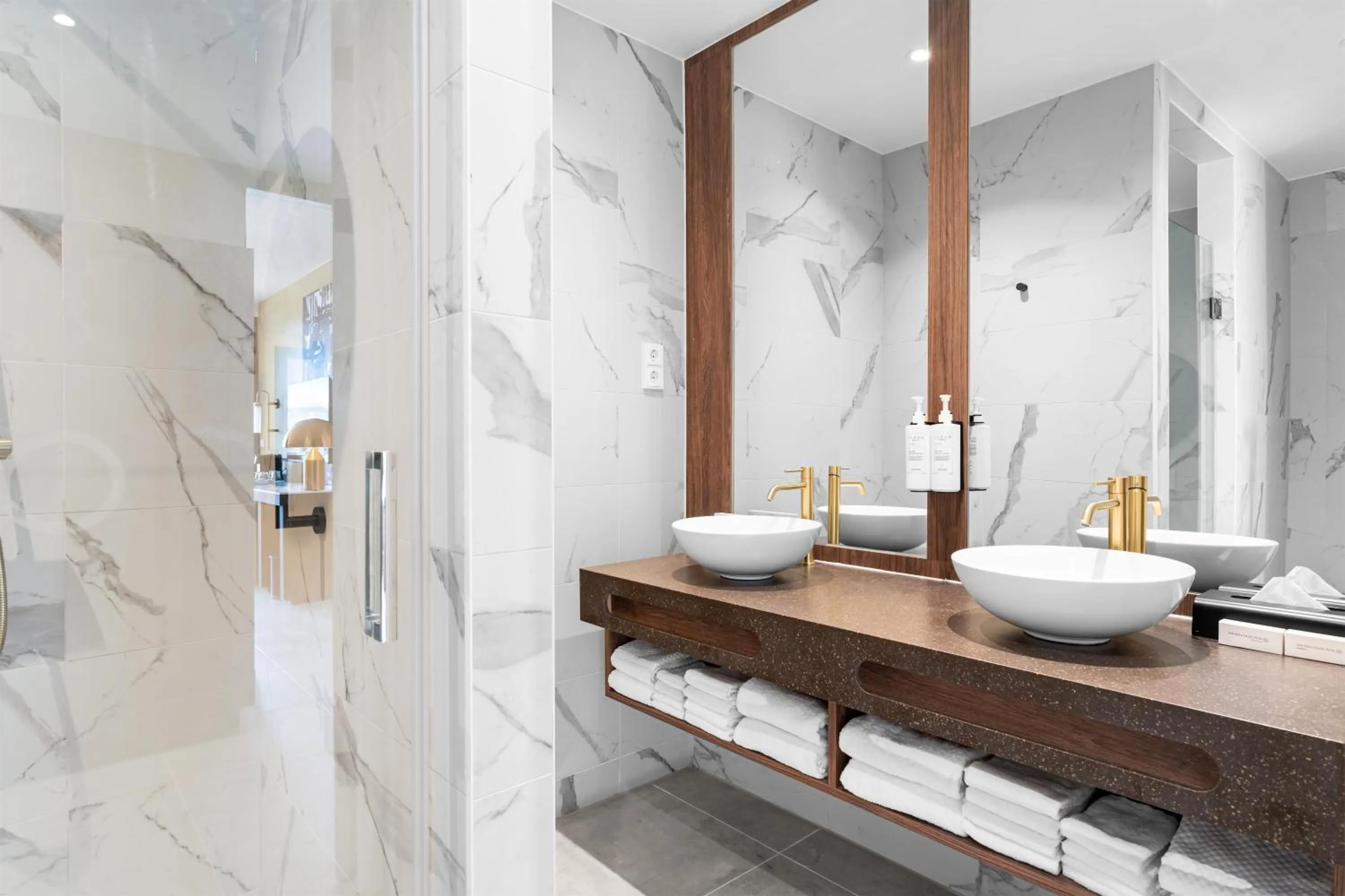 Bathroom in The Rif At Mangrove Beach Corendon Curacao All-Inclusive, Curio by Hilton