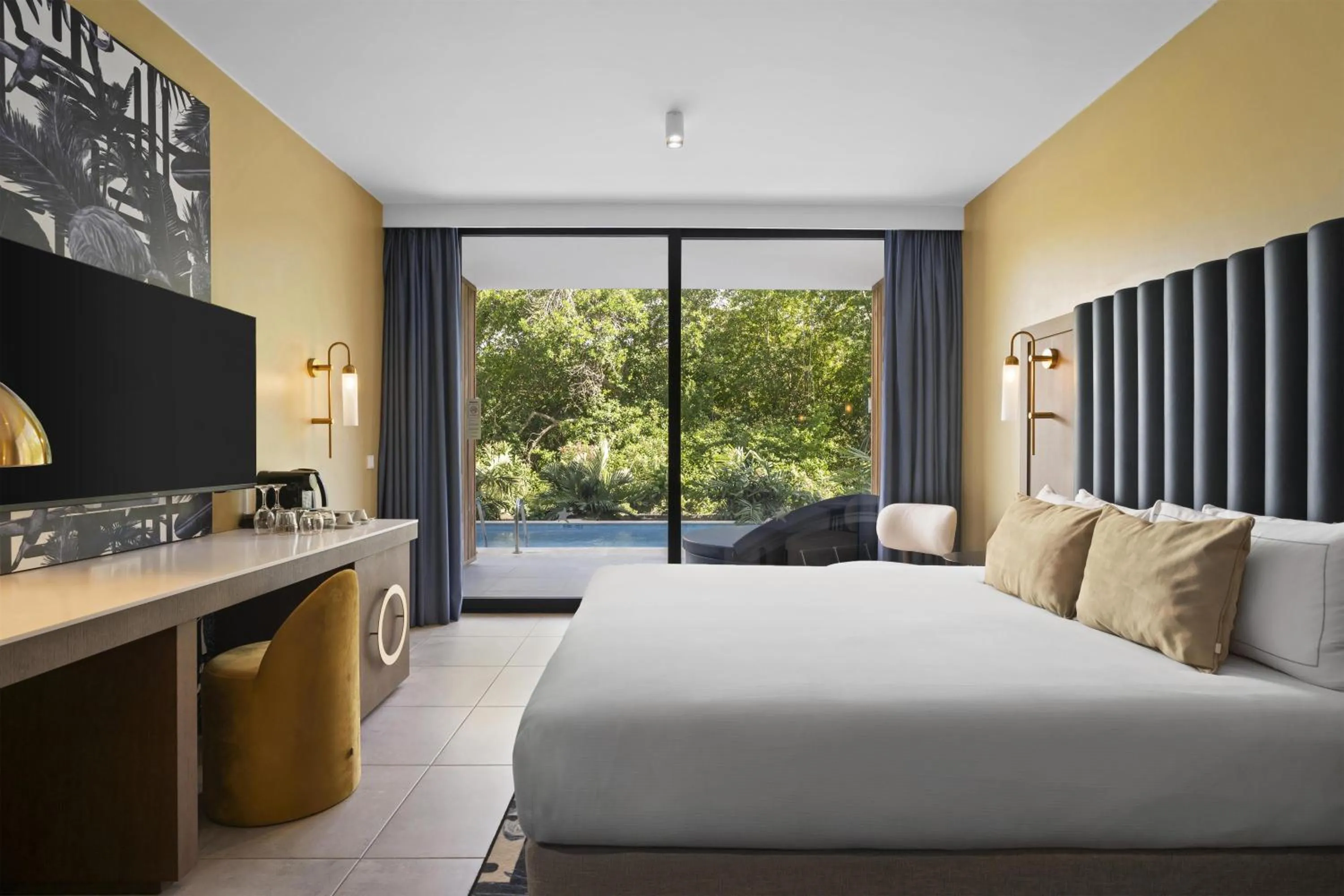 Bed in The Rif At Mangrove Beach Corendon Curacao All-Inclusive, Curio by Hilton