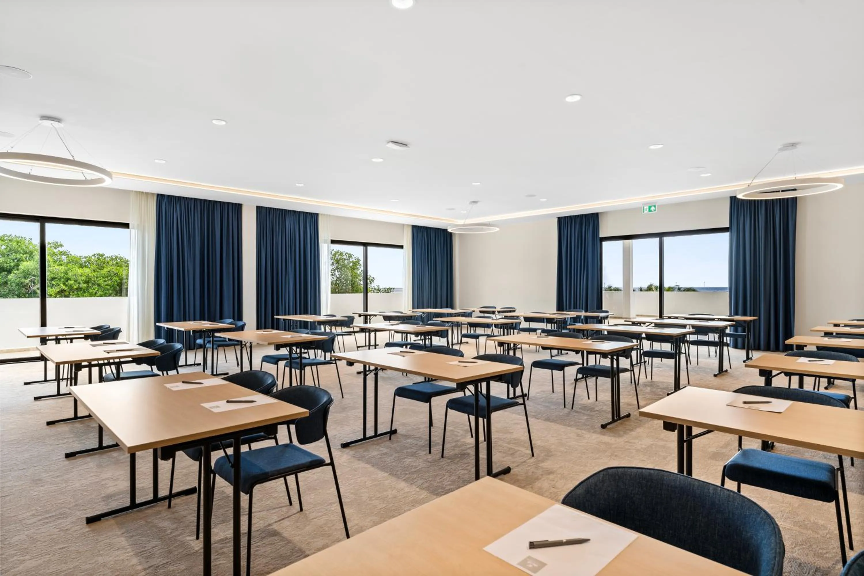 Meeting/conference room in The Rif At Mangrove Beach Corendon Curacao All-Inclusive, Curio by Hilton