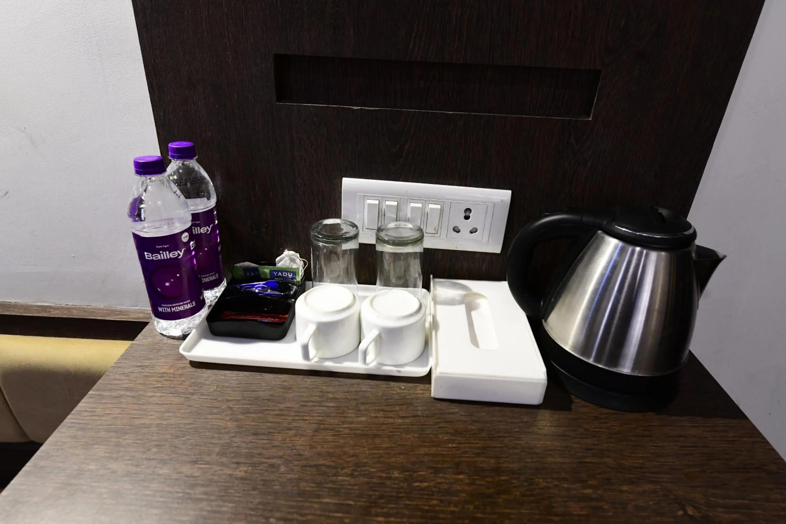 Coffee/tea facilities in Hotel Jataka Inn