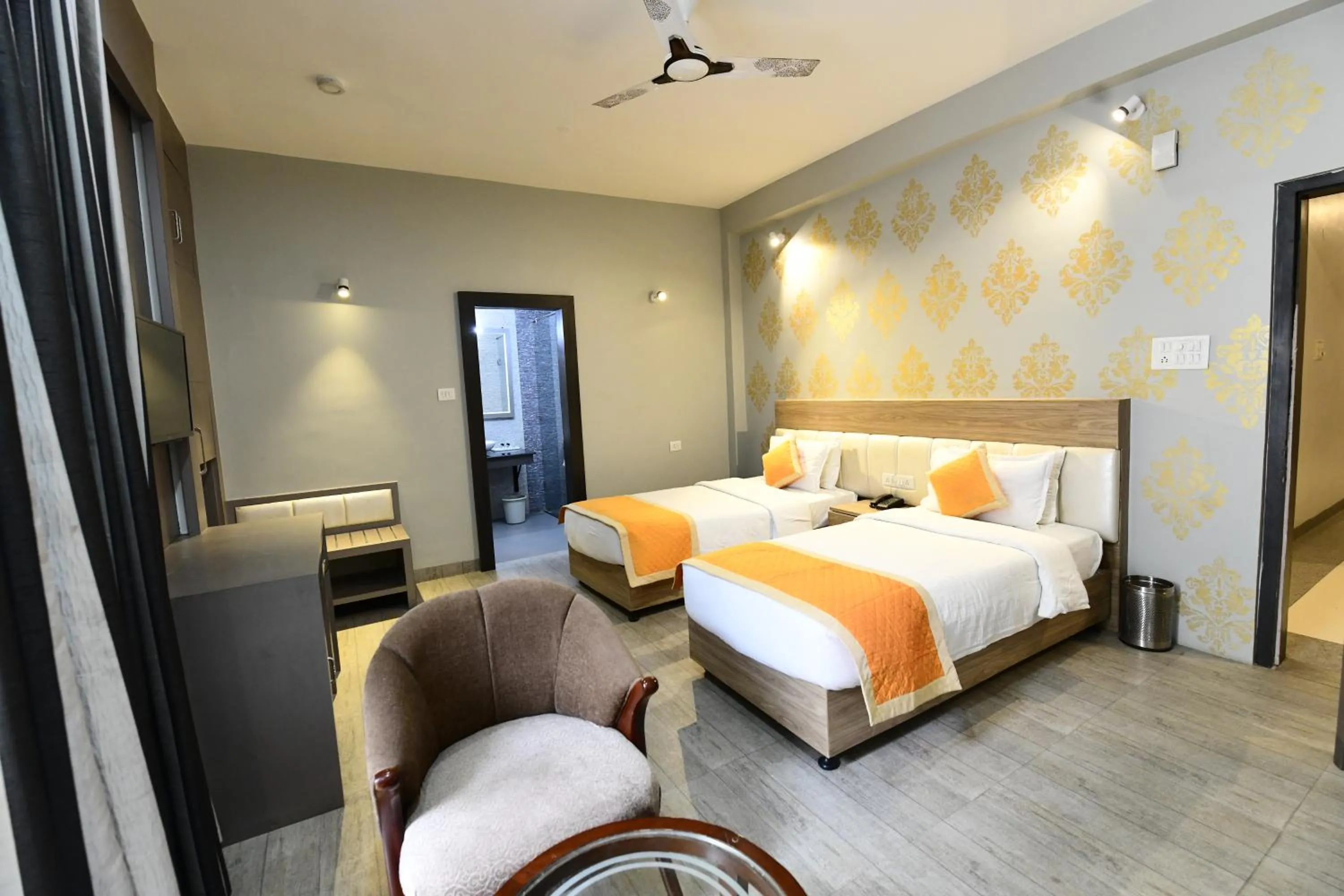 Bed in Hotel Jataka Inn