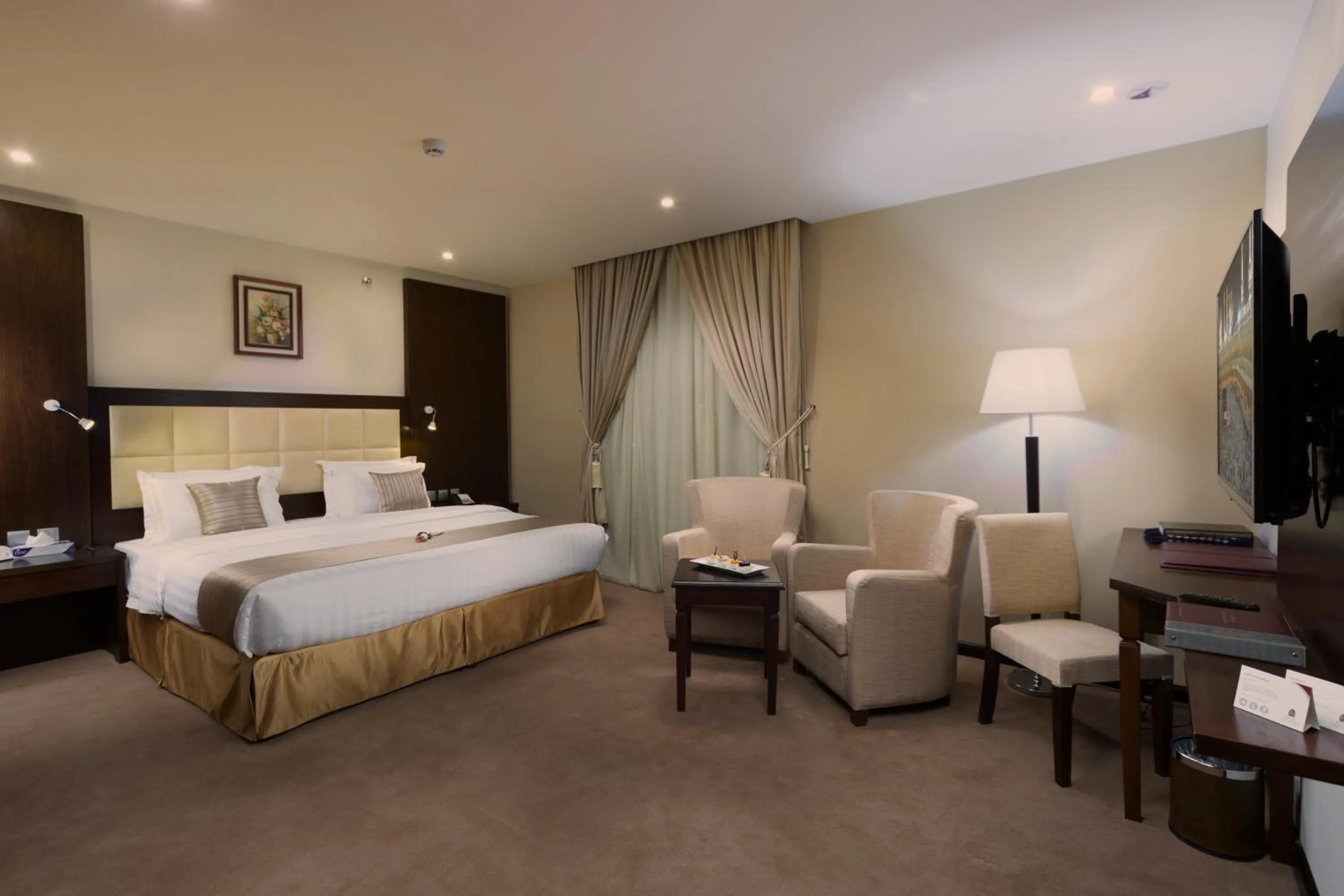 Bedroom, Bed in Razana Al Rawdha Hotel