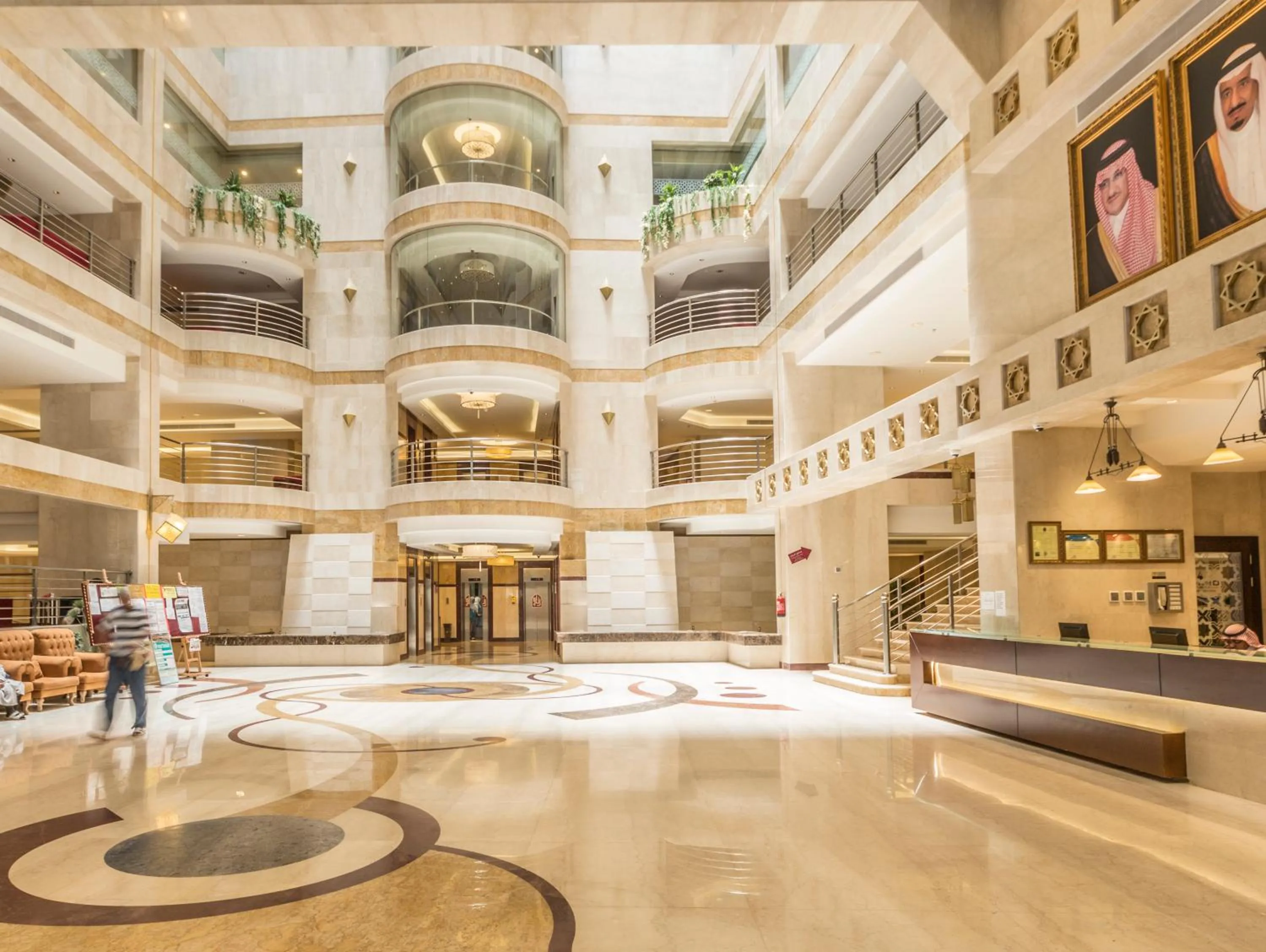 Lobby or reception in Razana Al Rawdha Hotel