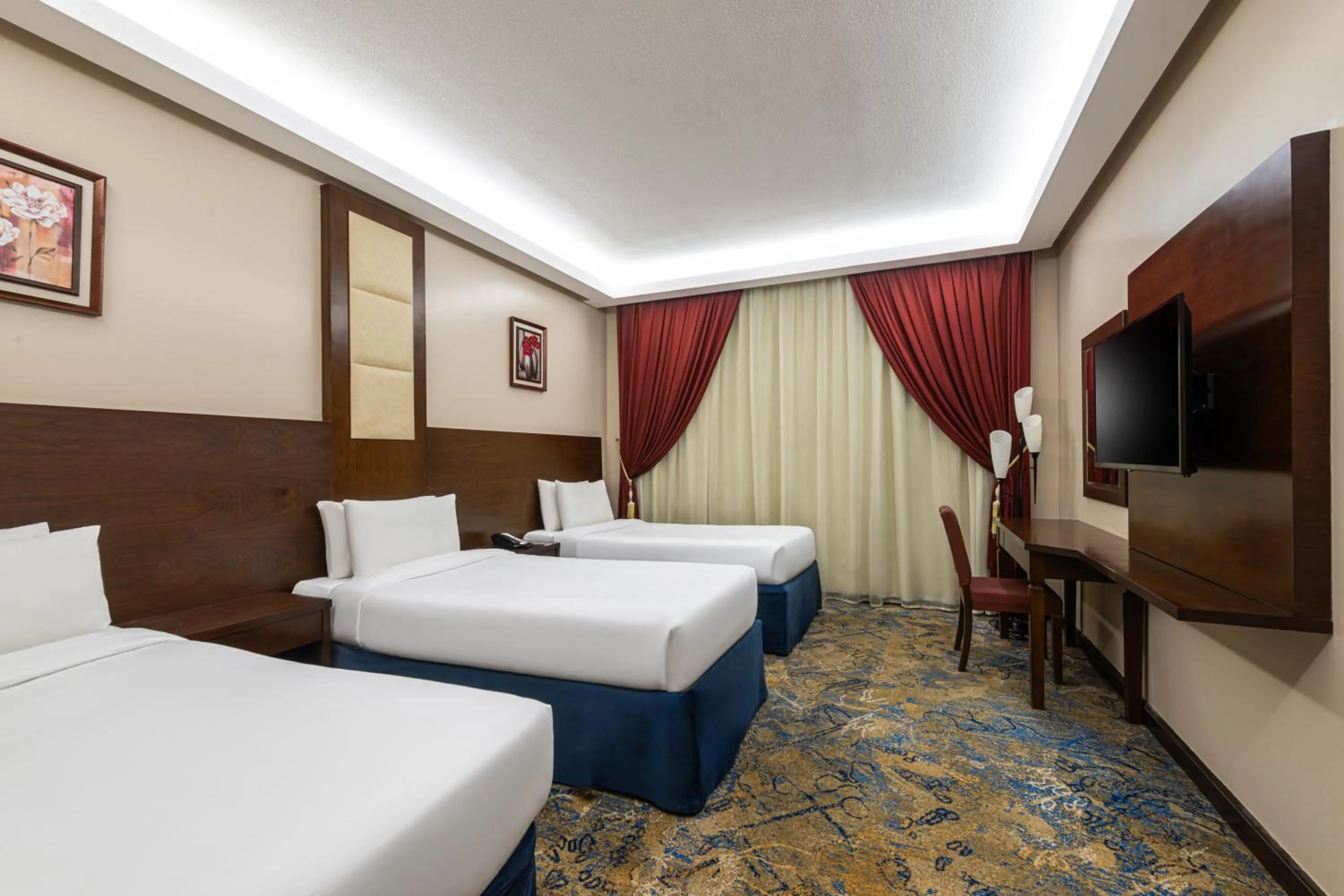 Bedroom, Bed in Razana Al Rawdha Hotel