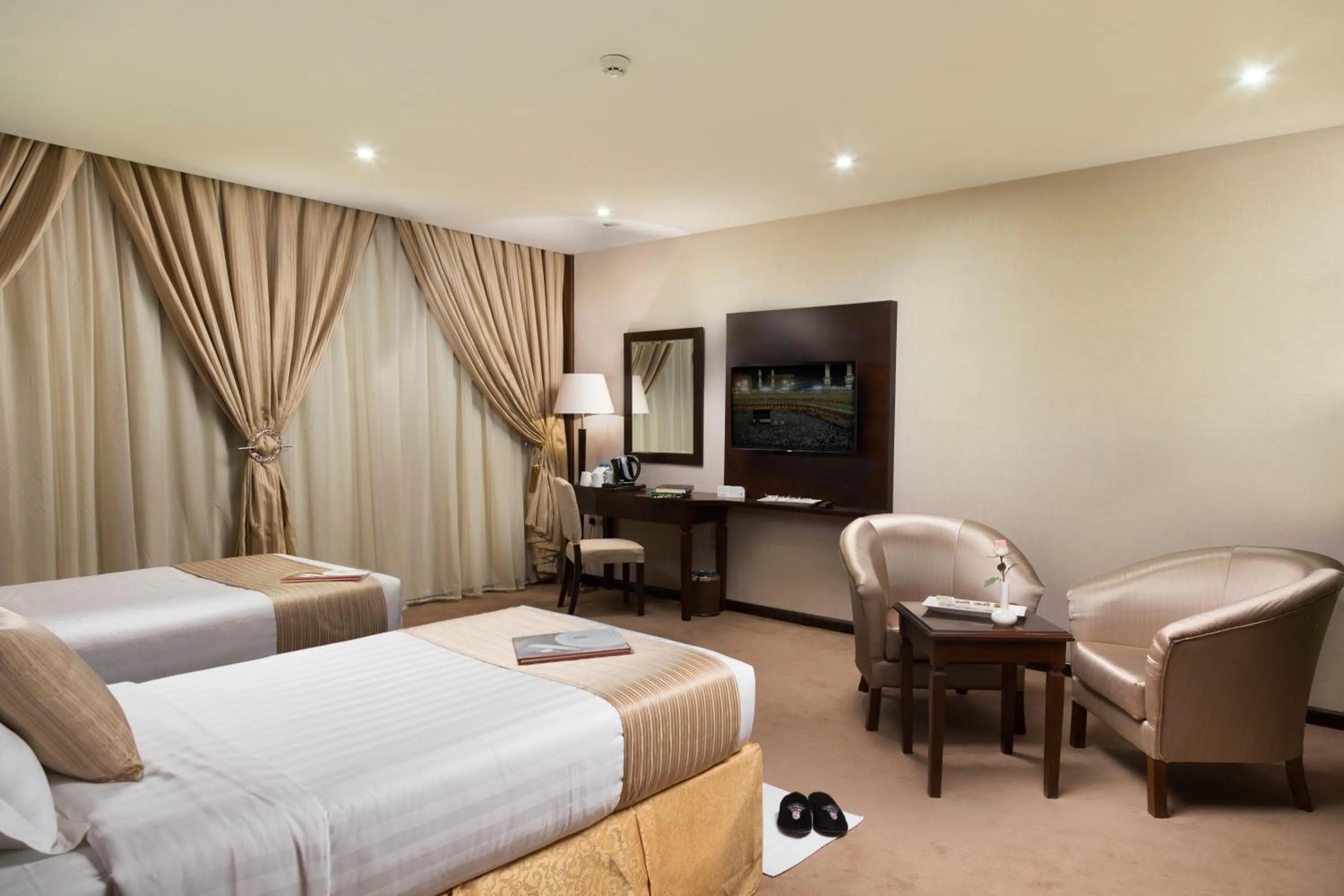 Photo of the whole room, Bed in Razana Al Rawdha Hotel