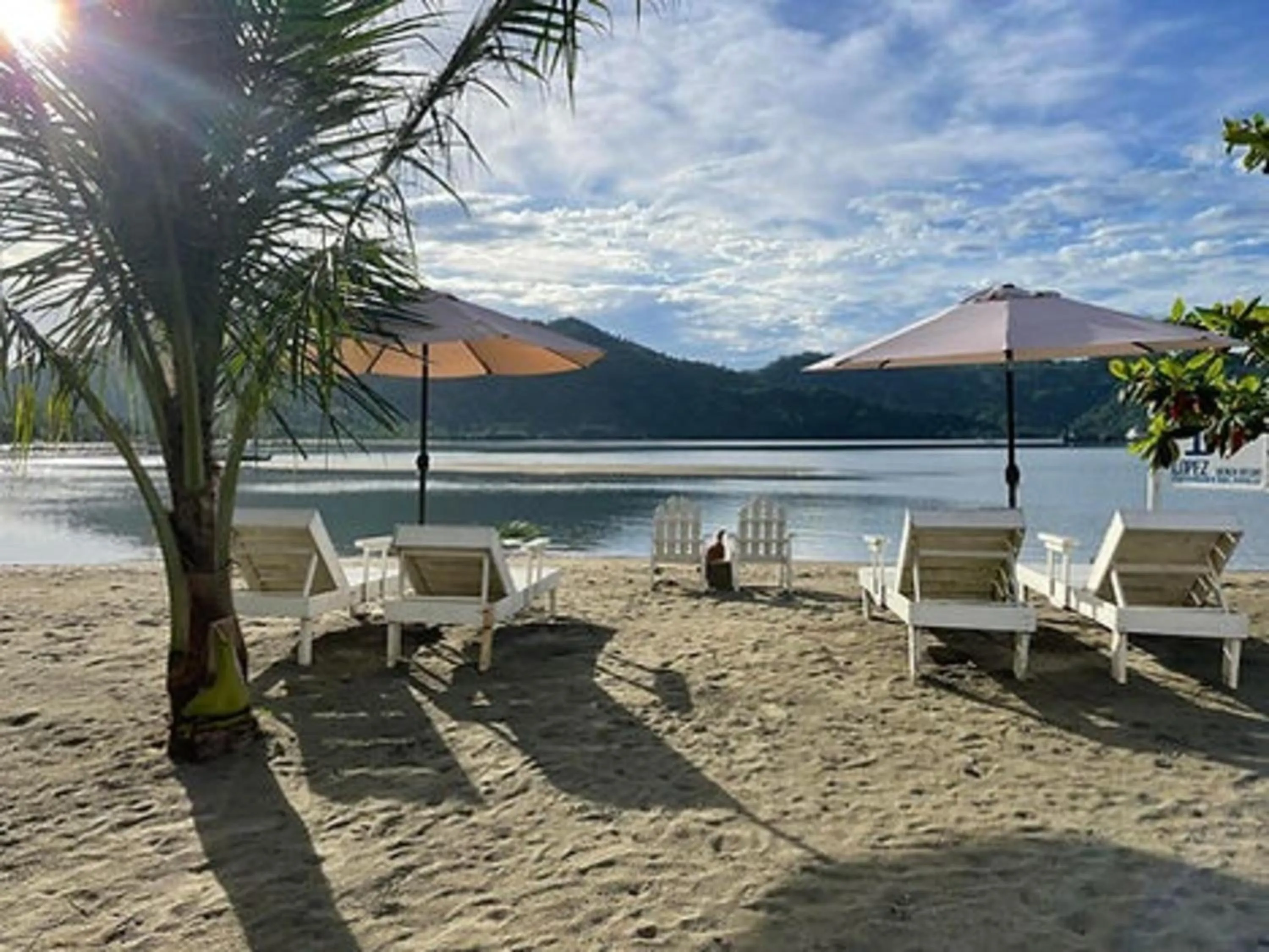 Beach in Lopez Beach Resort