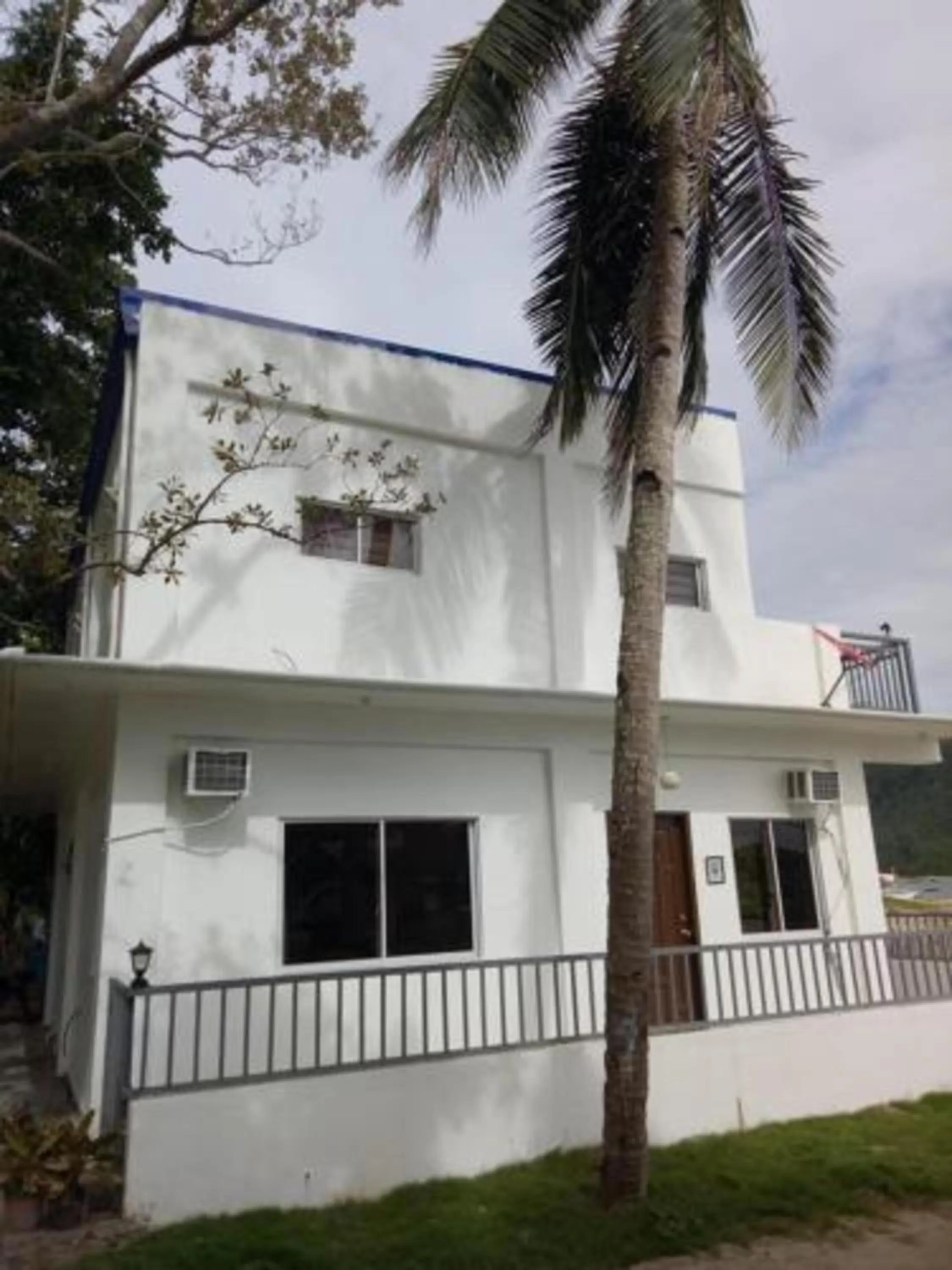 Property building in Lopez Beach Resort