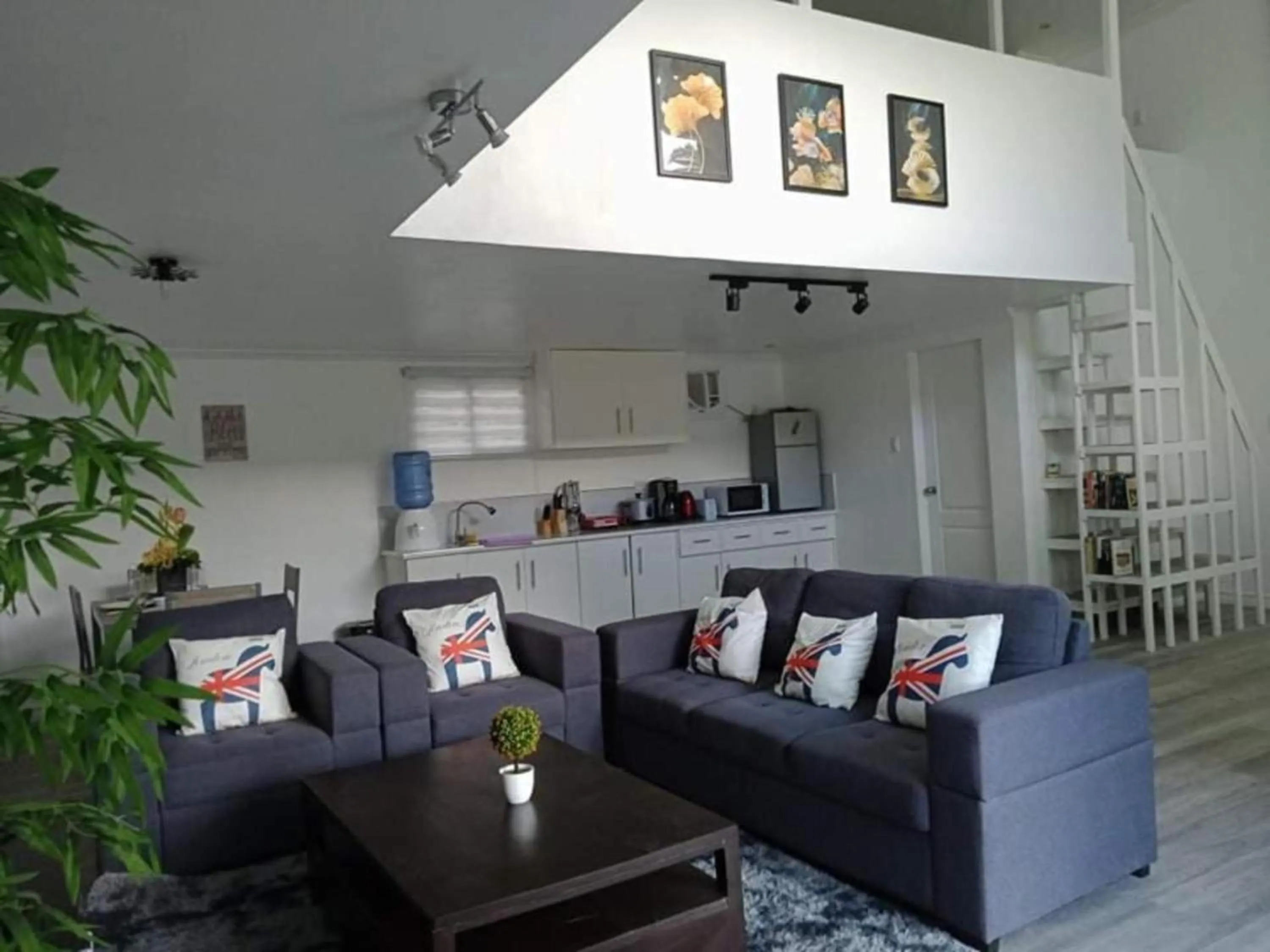 Living room in Lopez Beach Resort