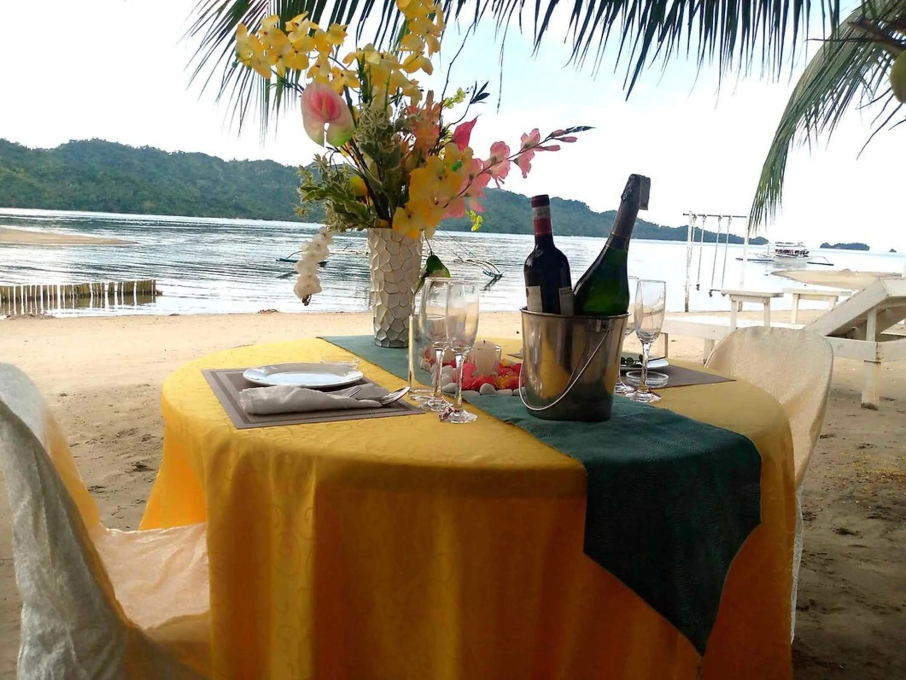 Beach in Lopez Beach Resort