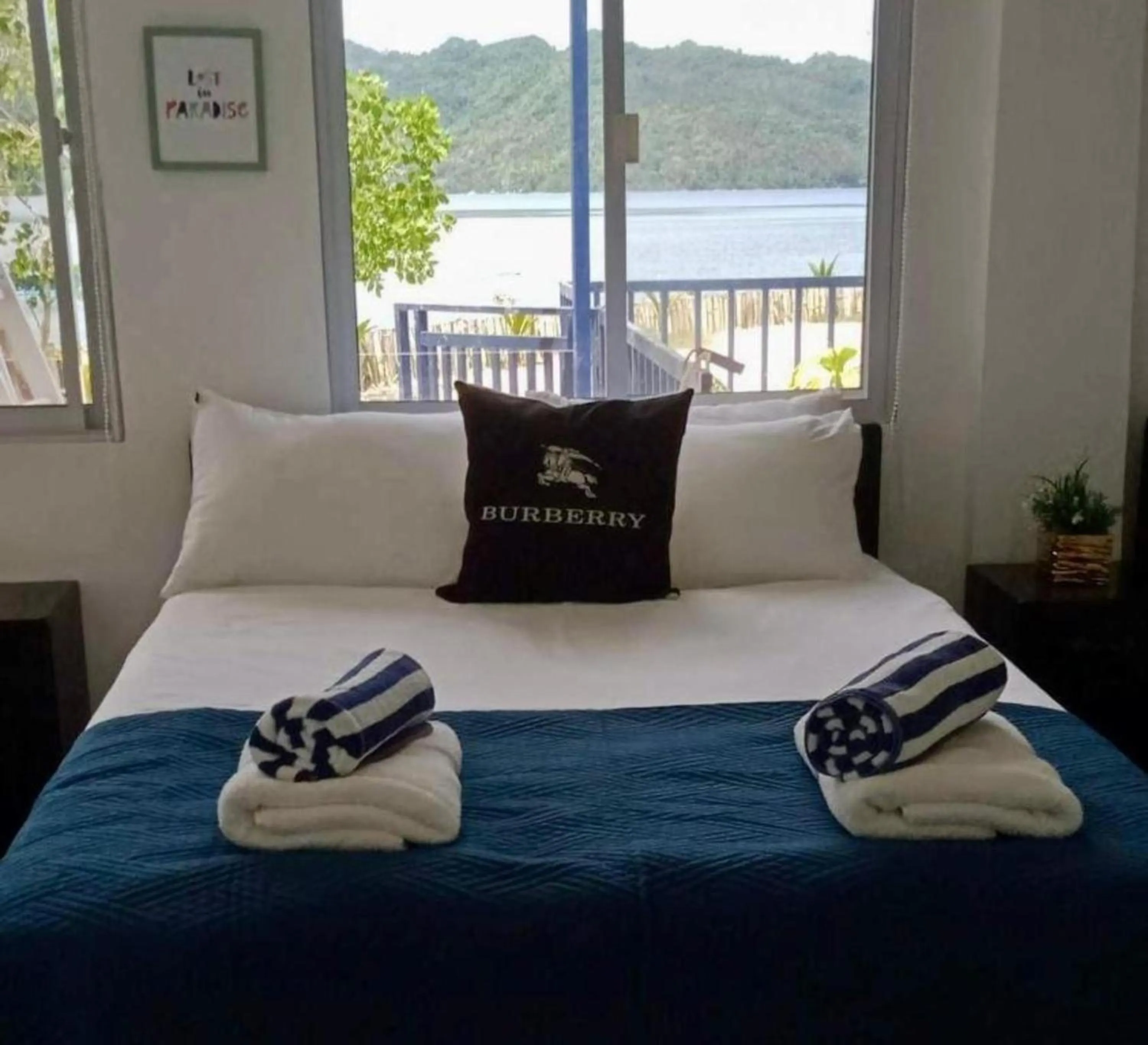 Bed in Lopez Beach Resort