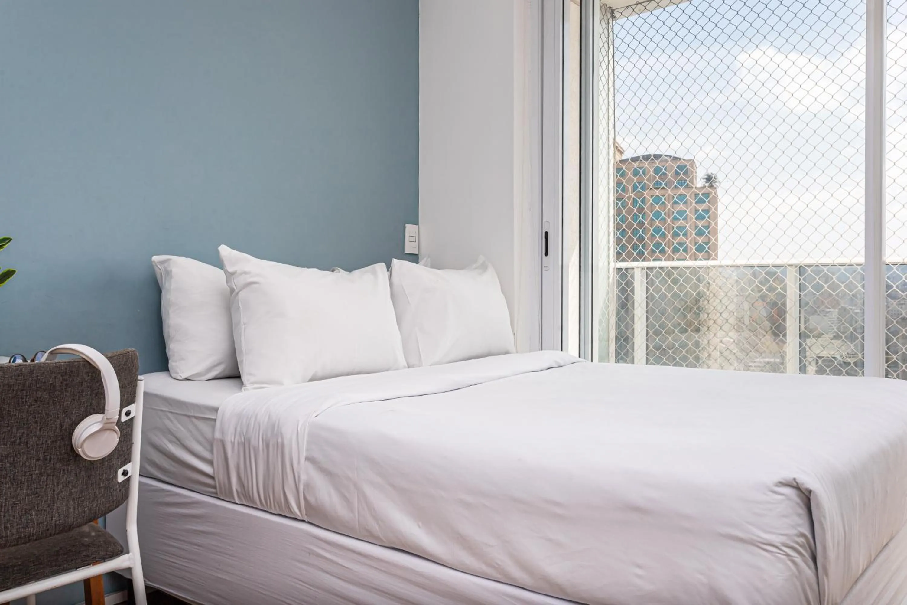 Bed in Setin Downtown Praca da Sé by Viva - Prédio completo com piscina perto de estação de metrô no Centro de São Paulo