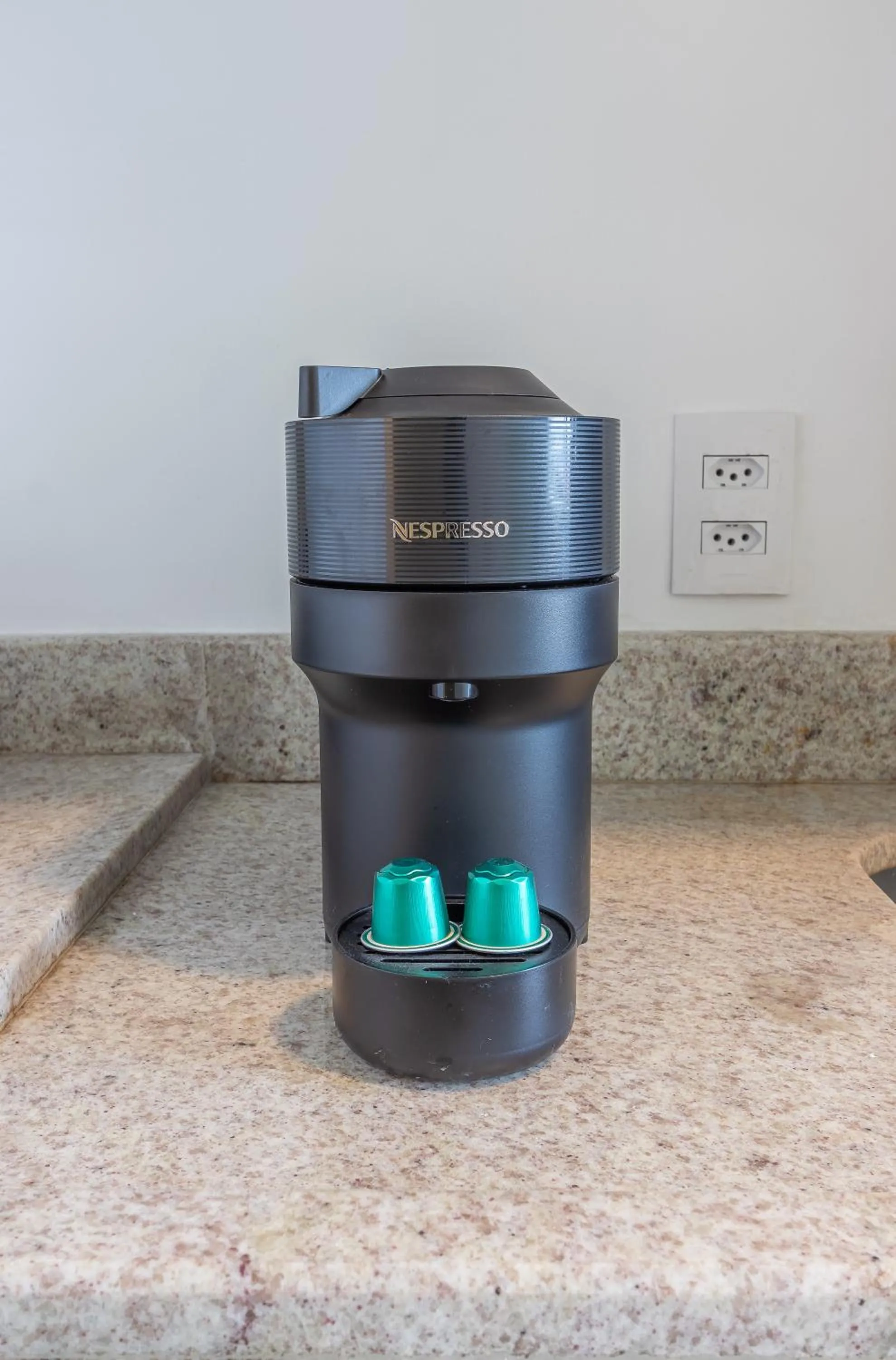 Coffee/tea facilities in Setin Downtown Praca da Sé by Viva - Prédio completo com piscina perto de estação de metrô no Centro de São Paulo