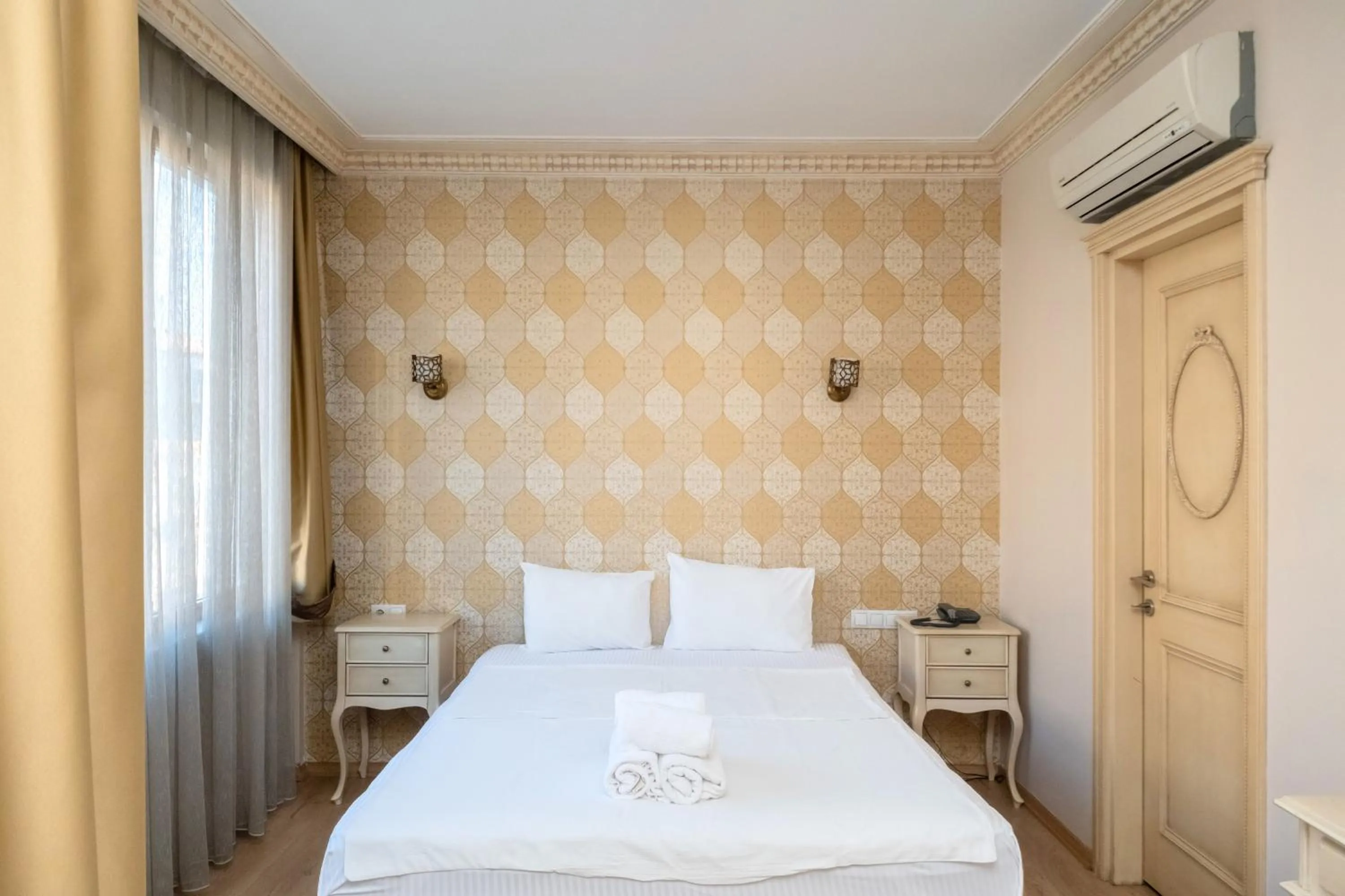 Bed in Felicity Hotel İstanbul