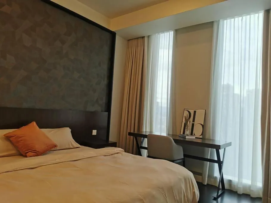 Tropicana The Residences KLCC by Rverse Suite