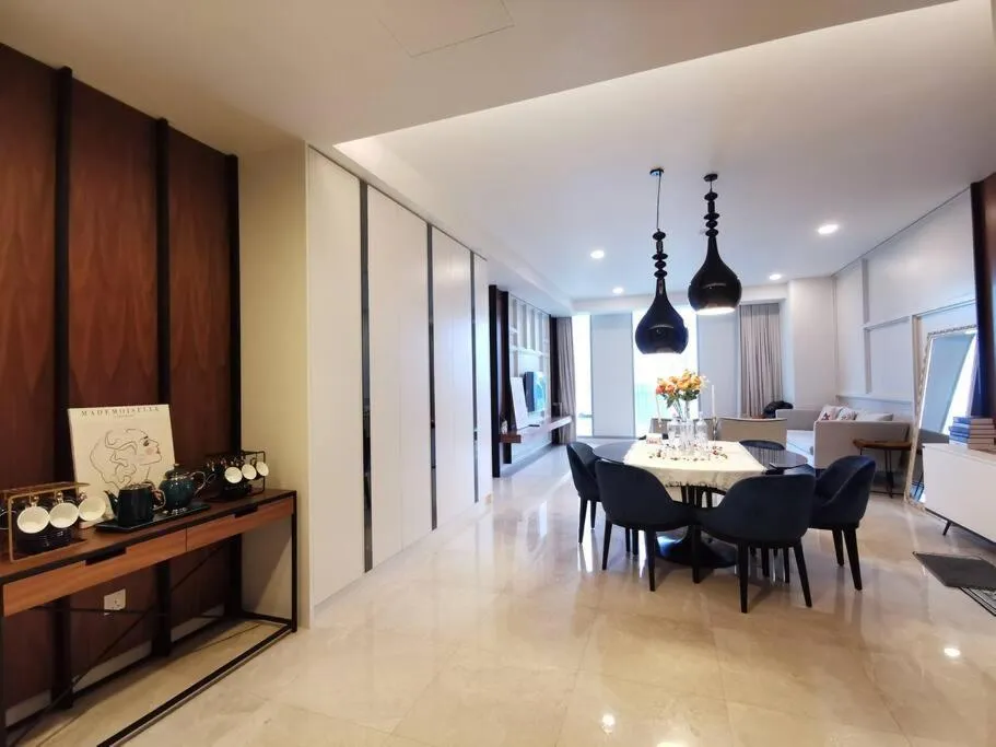 Tropicana The Residences KLCC by Rverse Suite