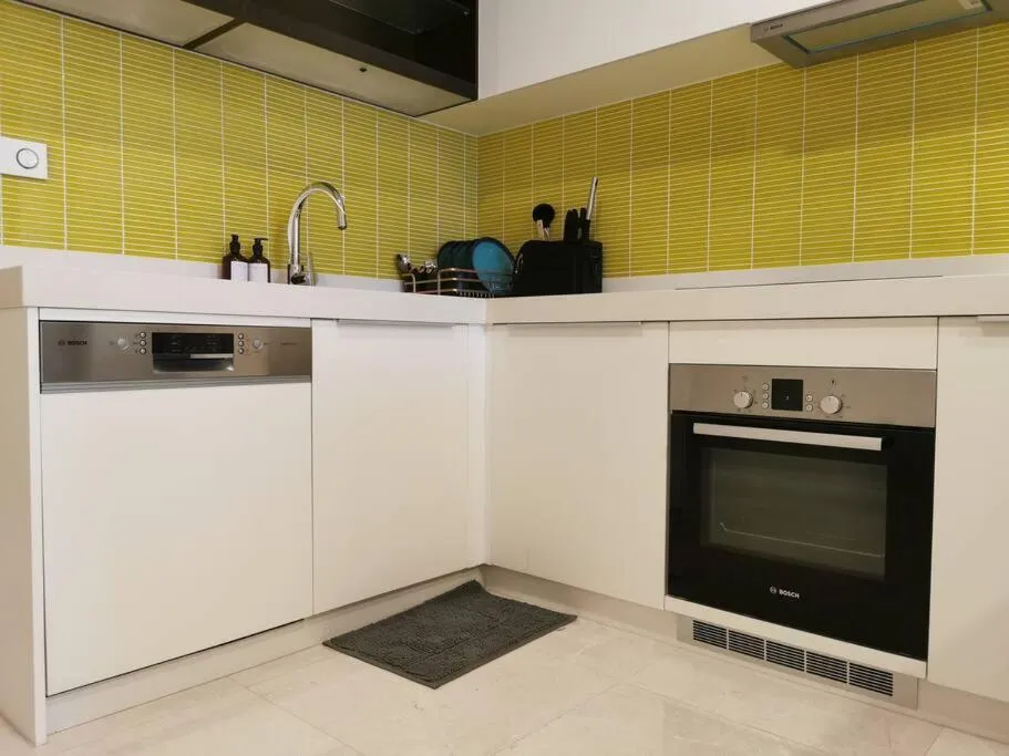 Tropicana The Residences KLCC by Rverse Suite