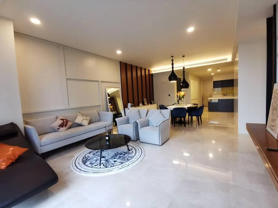 Tropicana The Residences KLCC by Rverse Suite