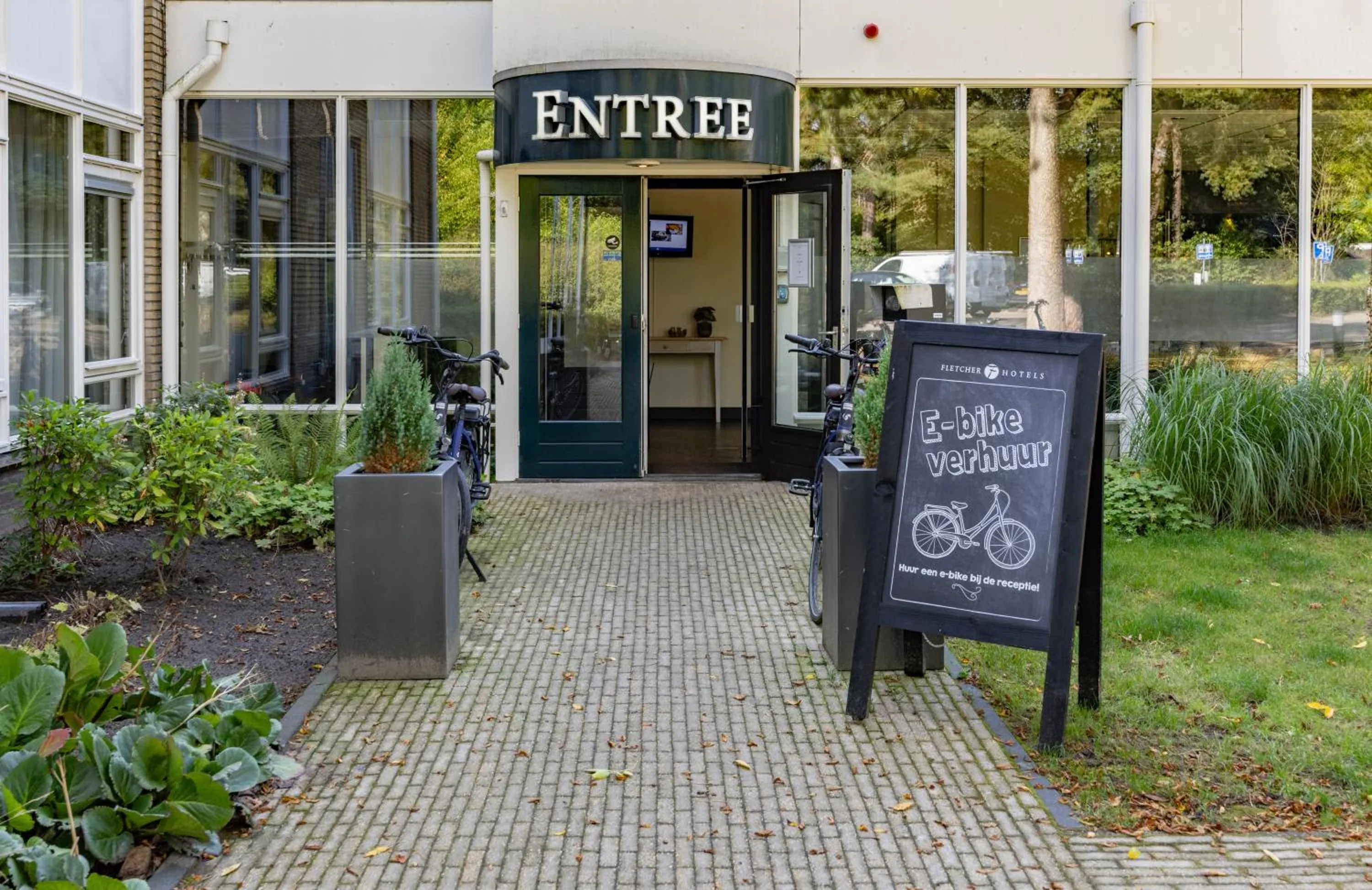 Area and facilities in Fletcher Hotel Restaurant De Eese