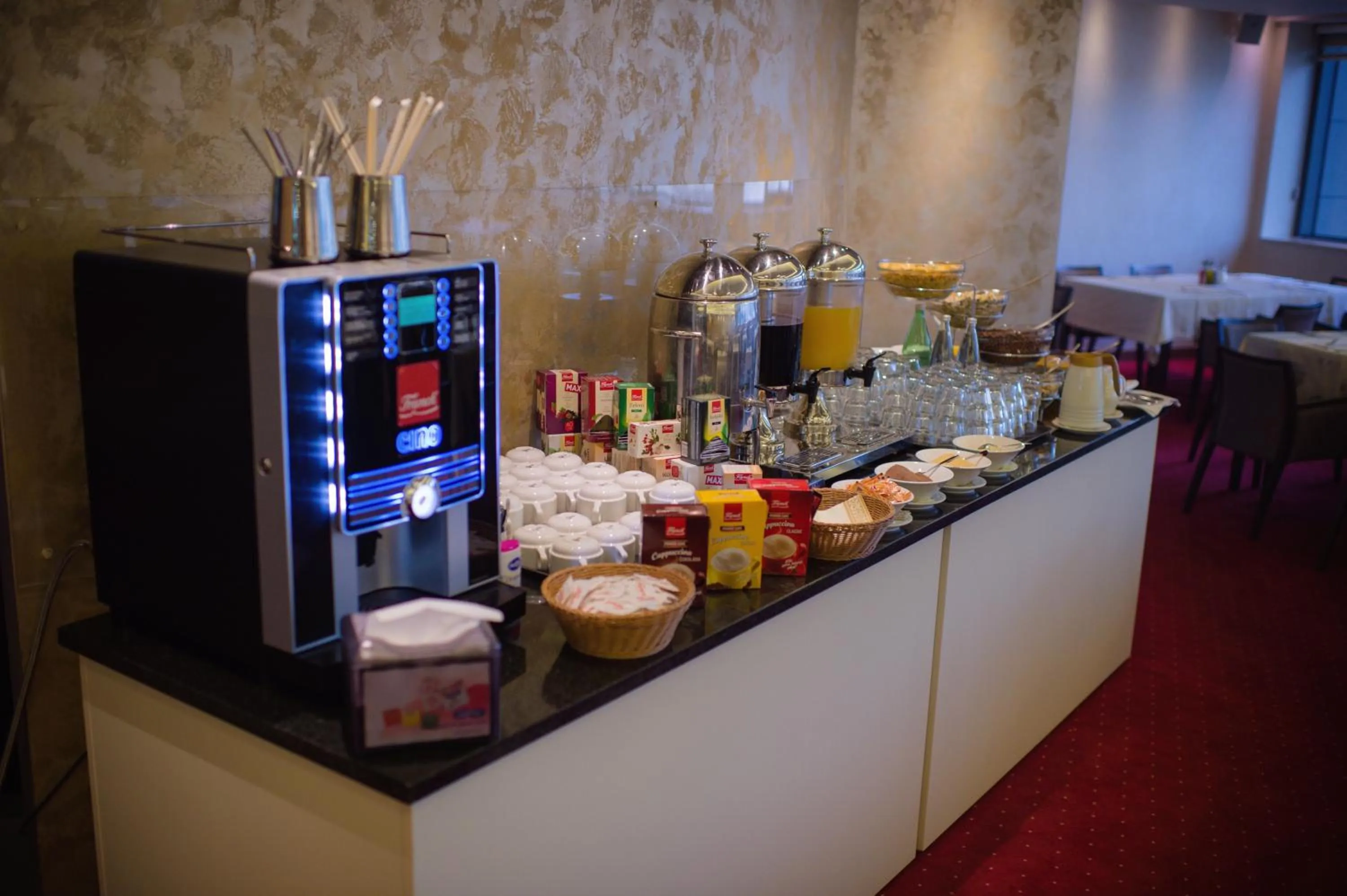 Buffet breakfast in Hotel Mepas