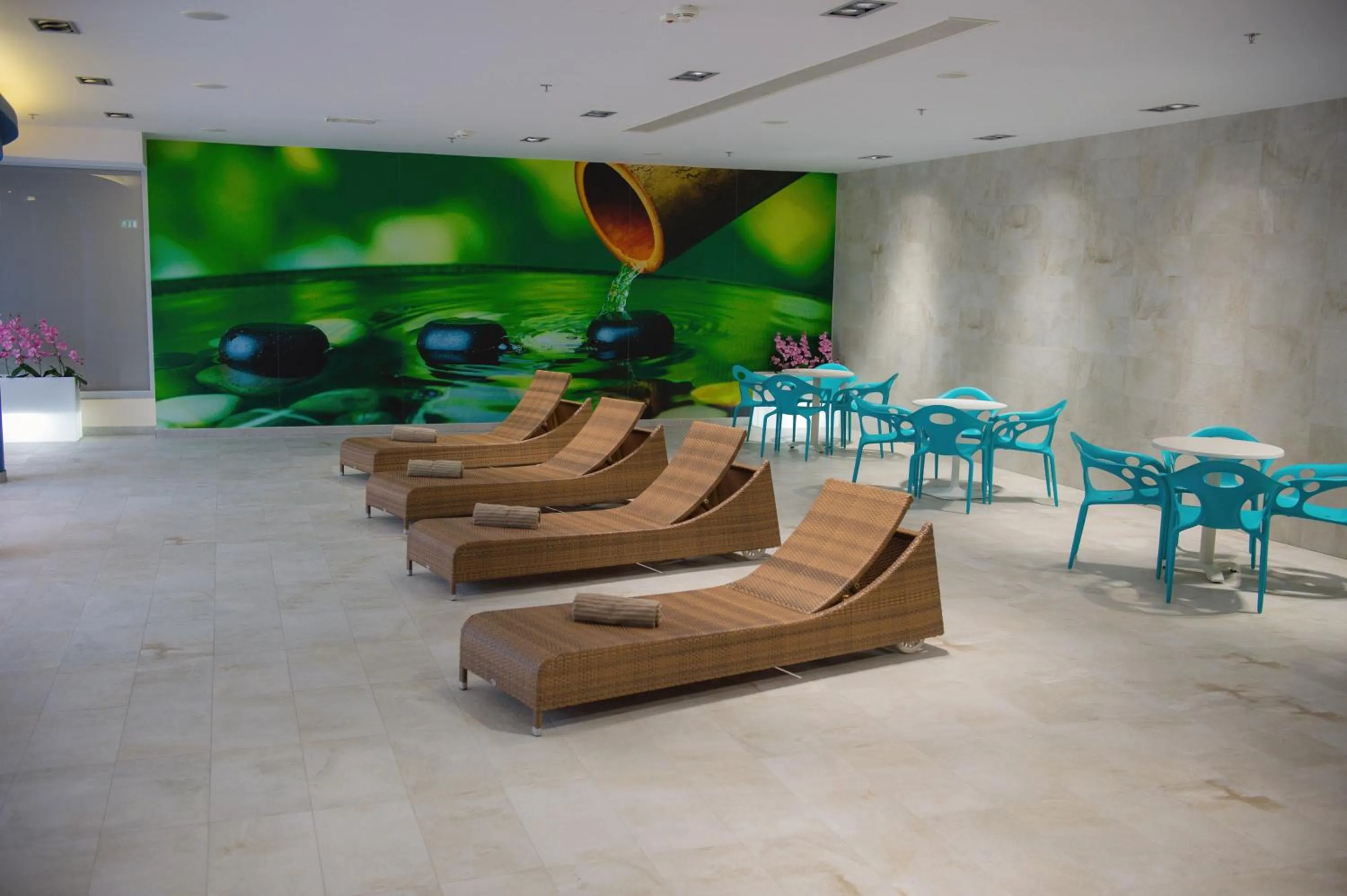 Swimming pool in Hotel Mepas