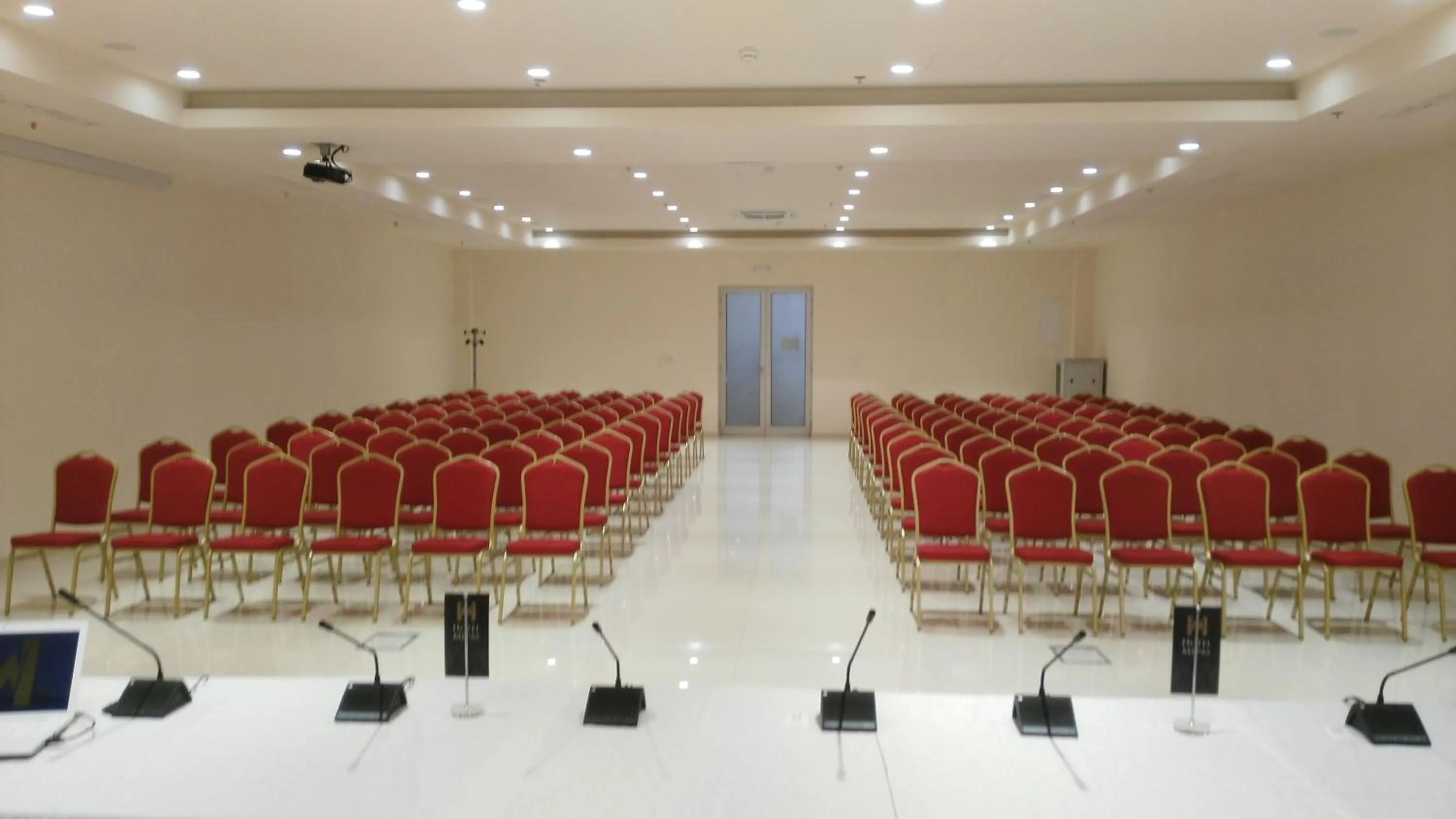 Business facilities in Hotel Mepas