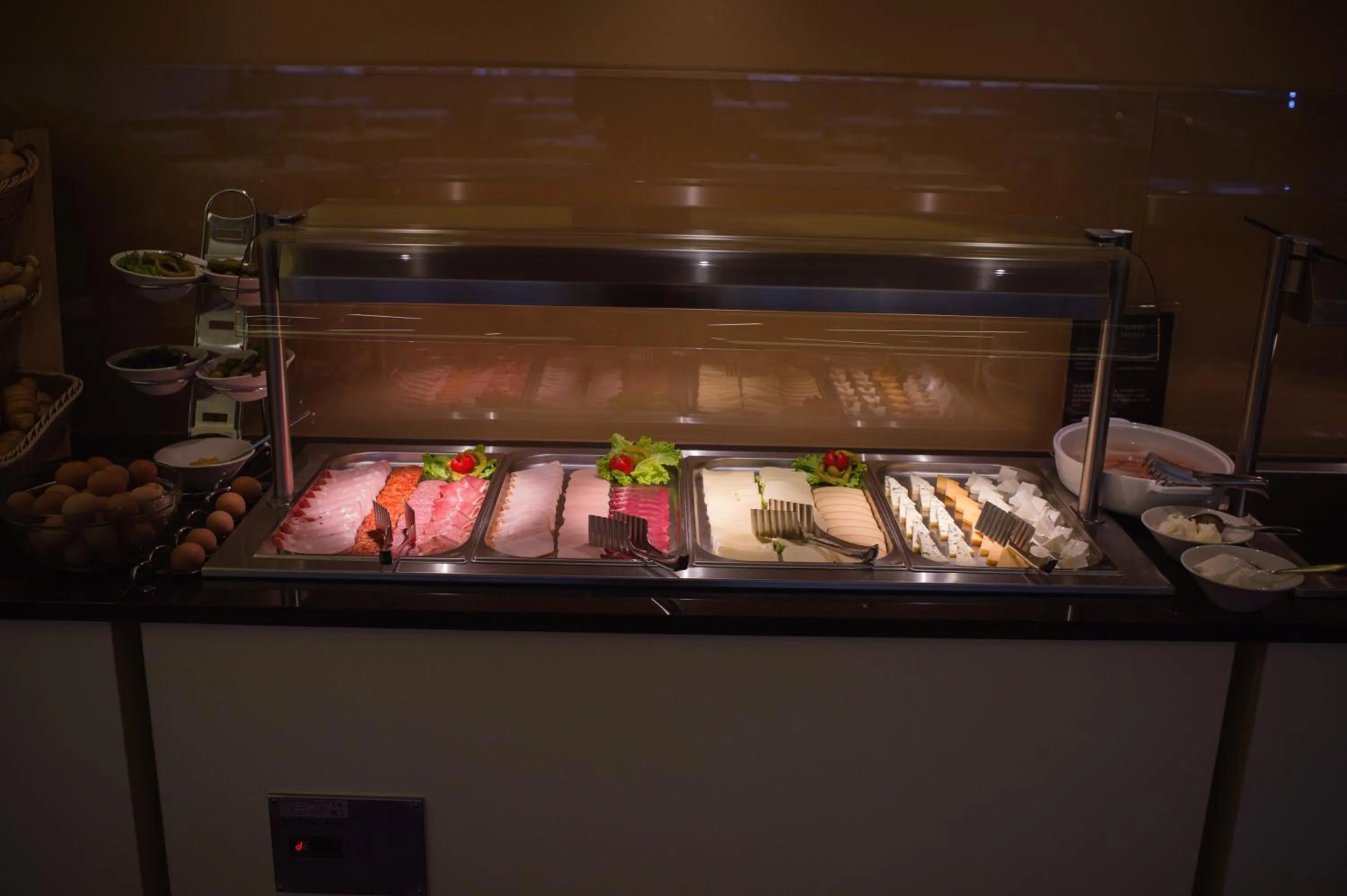 Buffet breakfast in Hotel Mepas