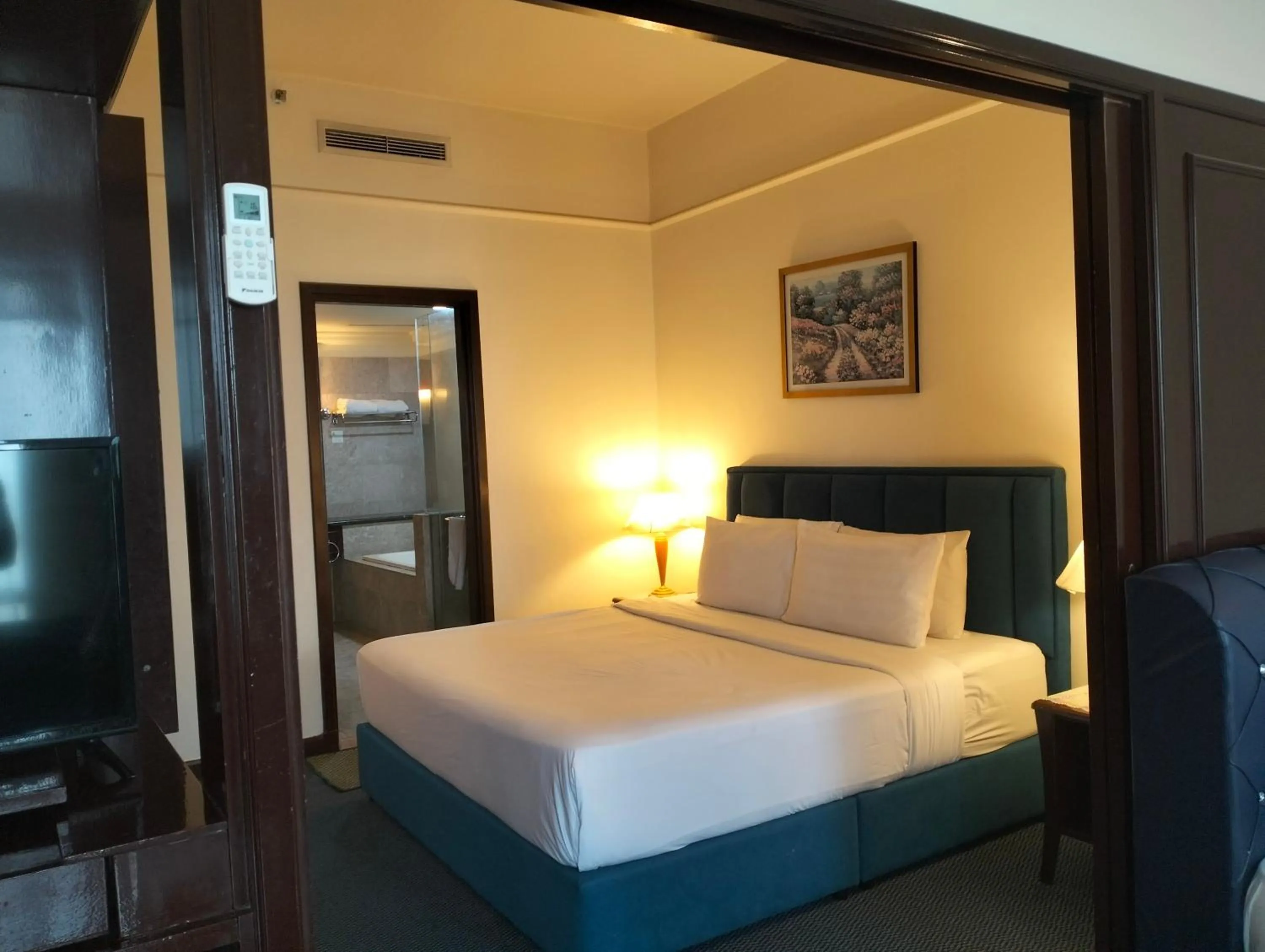 Bed in Times Square Kuala Lumpur By Service Suite