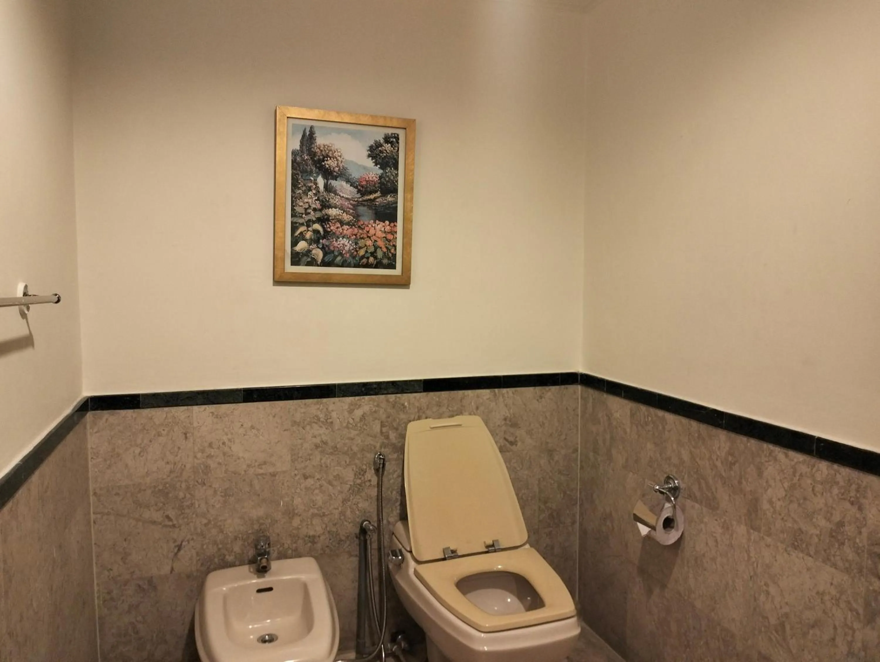 Toilet in Times Square Kuala Lumpur By Service Suite