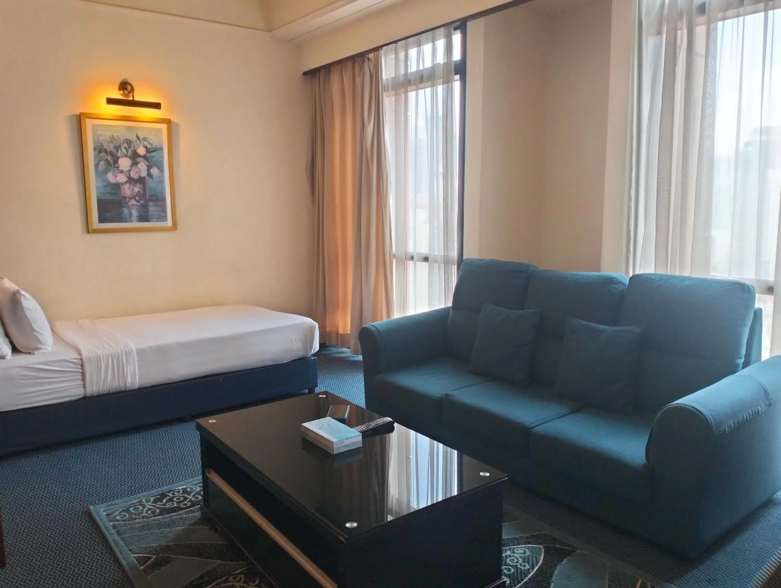 Living room, Bed in Times Square Kuala Lumpur By Service Suite