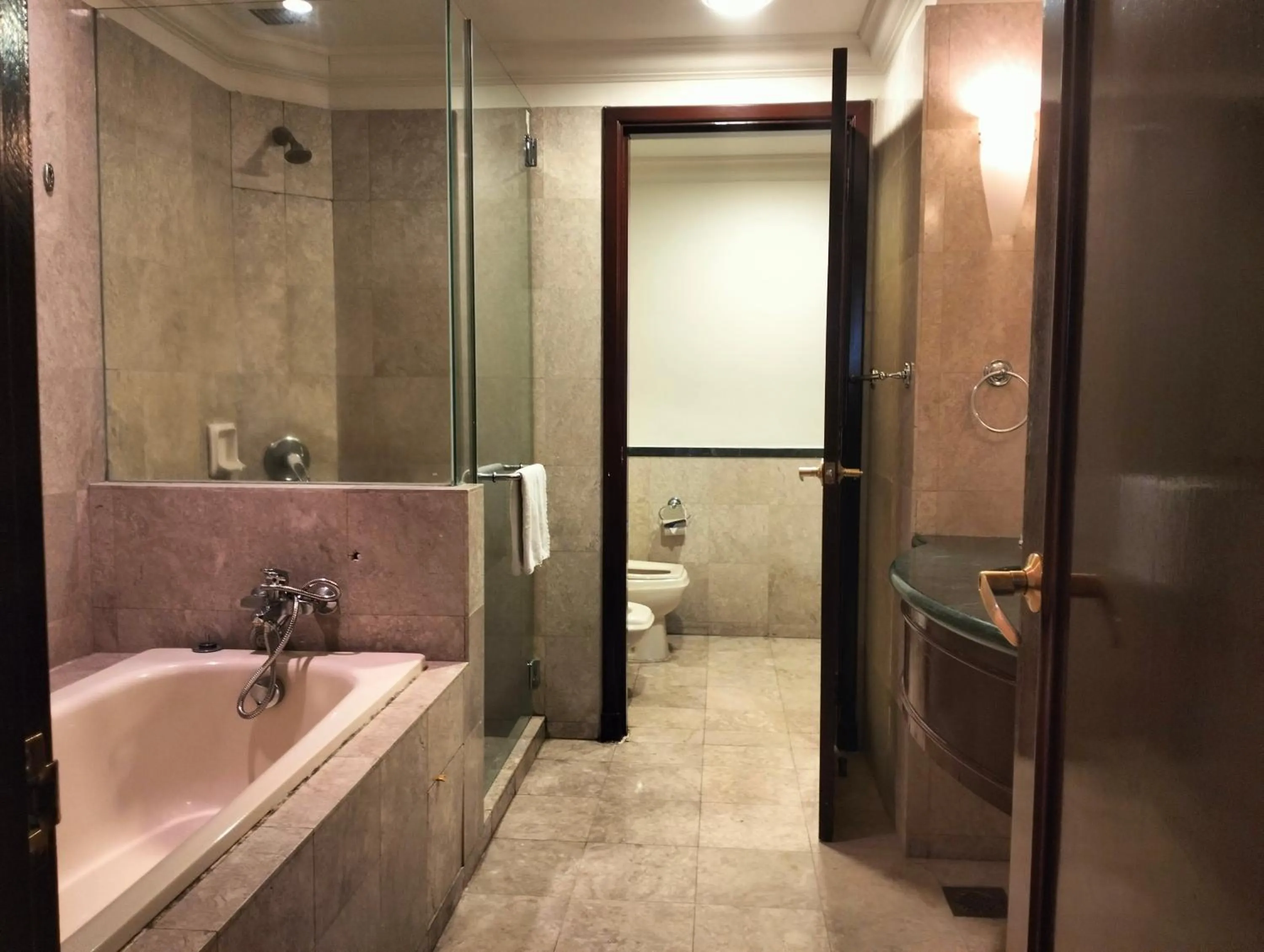 Toilet in Times Square Kuala Lumpur By Service Suite