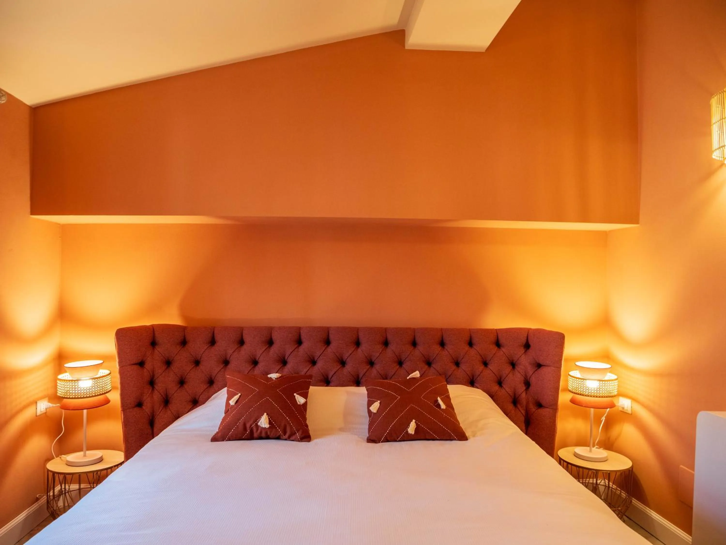 Bed in Blossoms of Siena, Adults Only