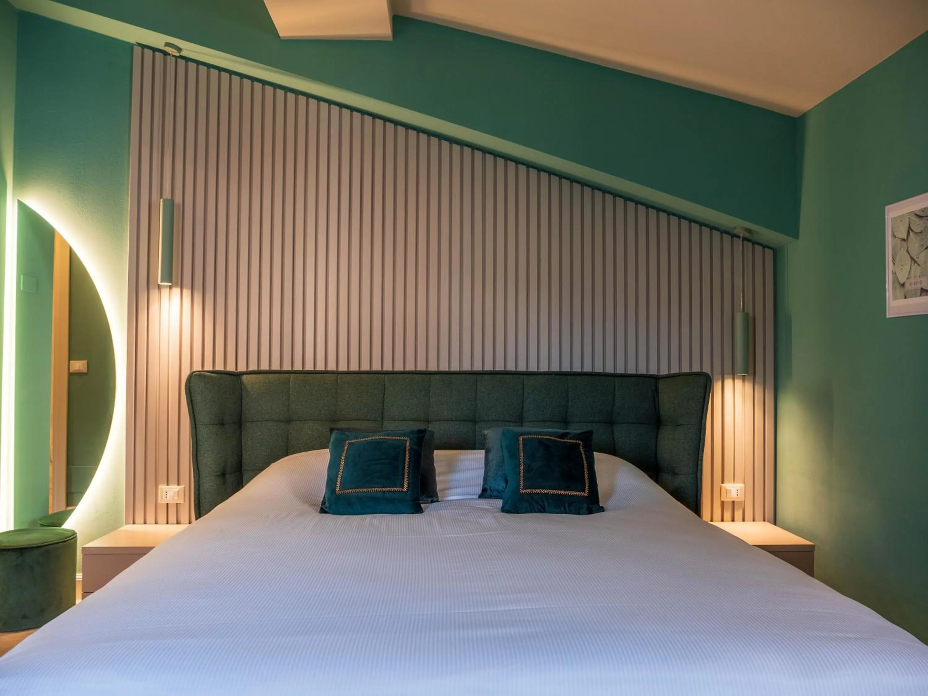 Bed in Blossoms of Siena, Adults Only