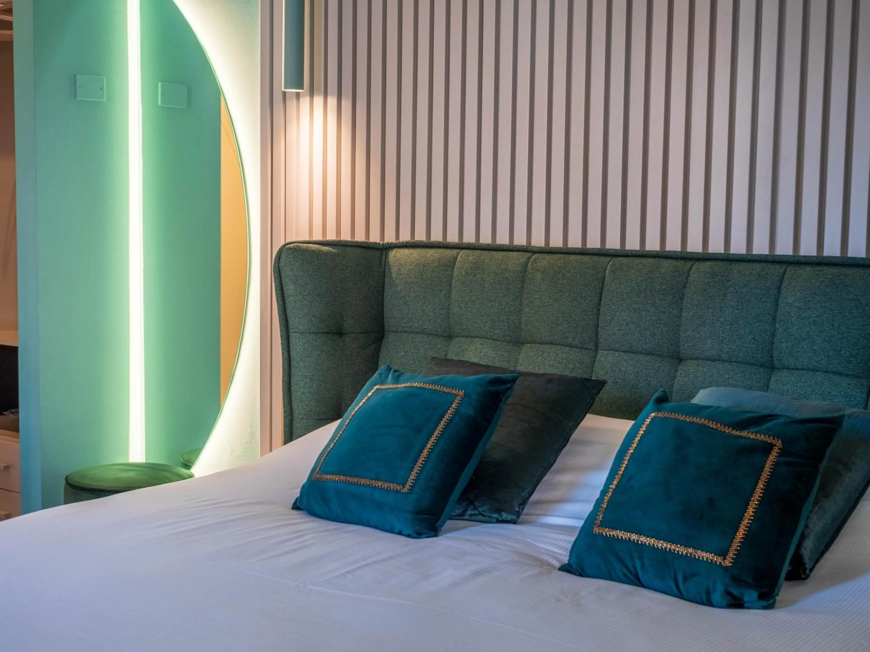 Bed in Blossoms of Siena, Adults Only