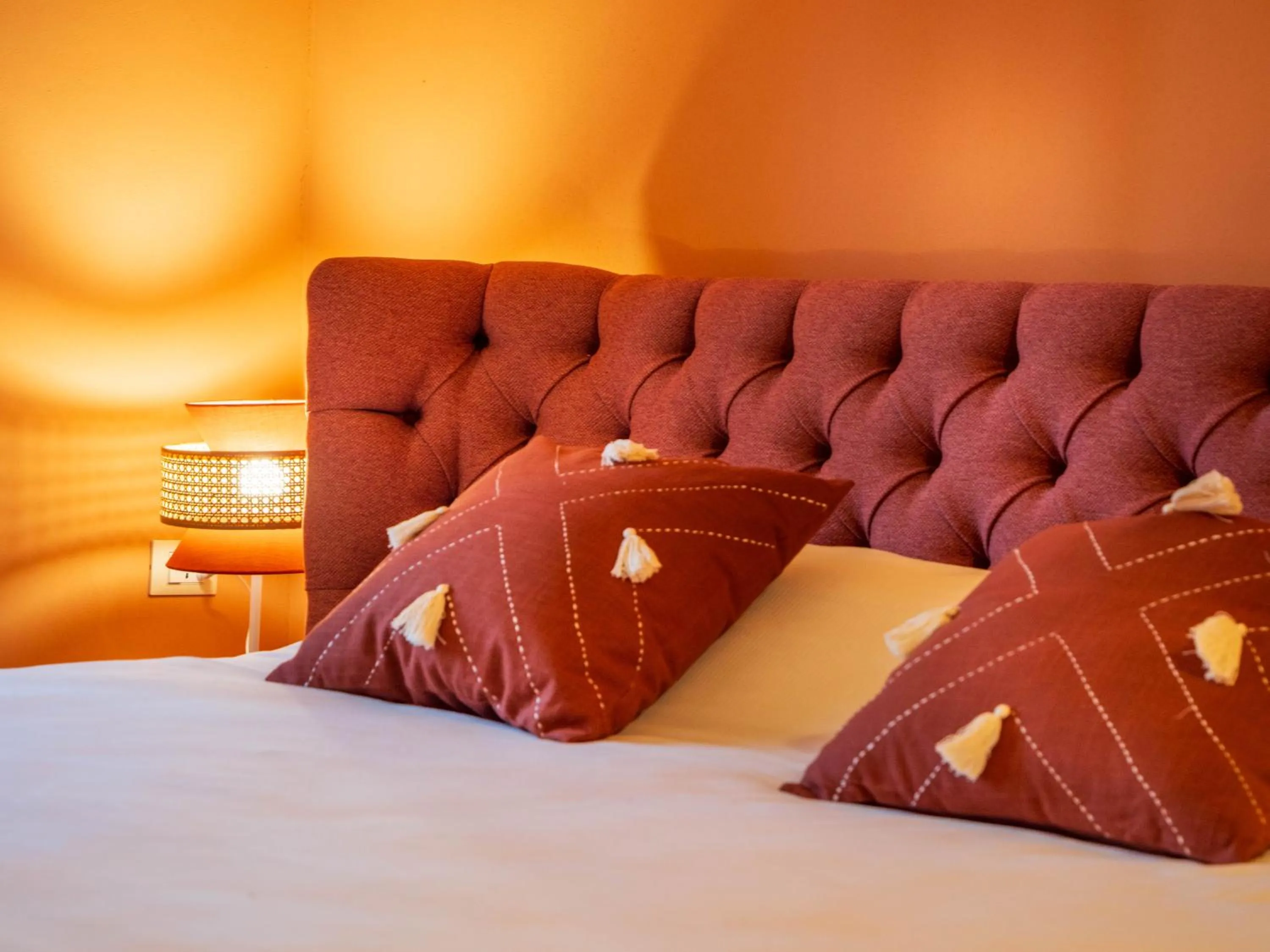 Bed in Blossoms of Siena, Adults Only