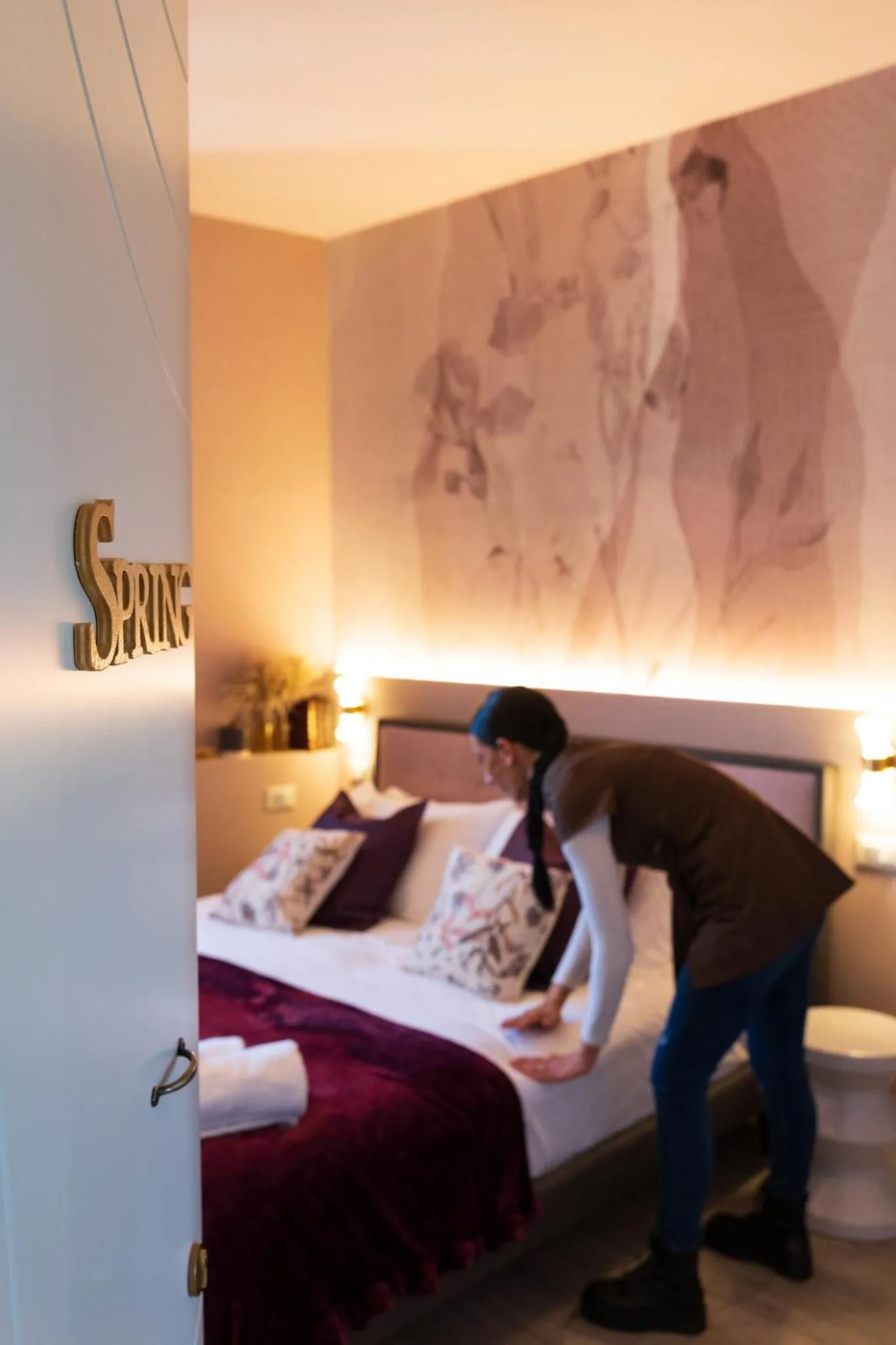 Bed in Blossoms of Siena, Adults Only